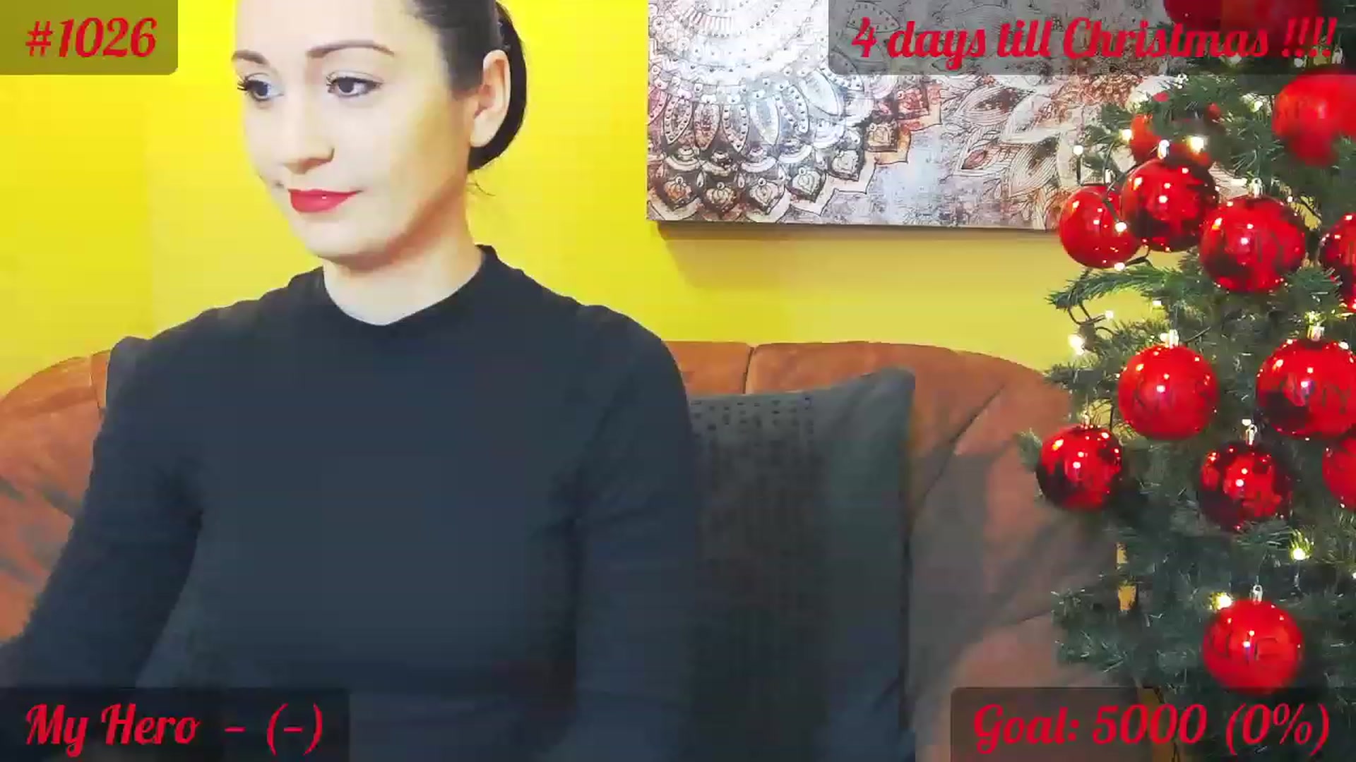 Gallery image thumbnail from QuinnieSmile's myfreecams stream on, 12/20/2022, 08:14 image 1 of 20