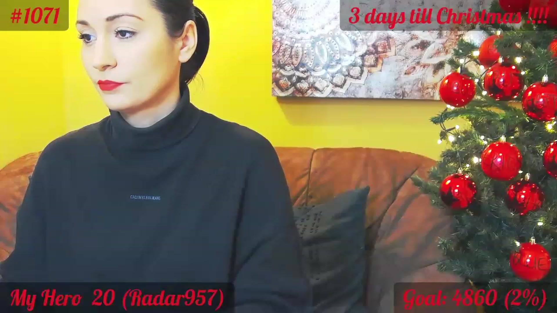 Gallery image thumbnail from QuinnieSmile's myfreecams stream on, 12/21/2022, 11:34 image 17 of 20