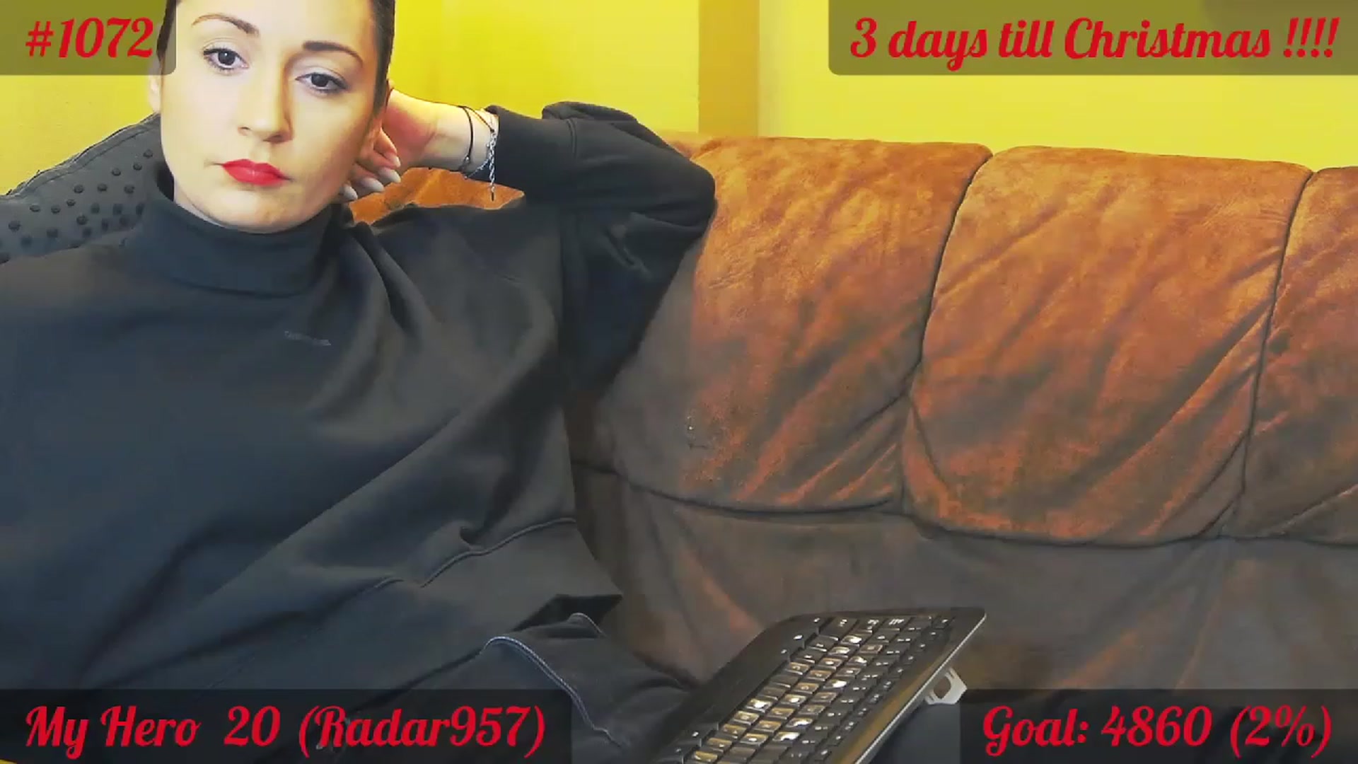 Gallery image thumbnail from QuinnieSmile's myfreecams stream on, 12/21/2022, 13:03 image 1 of 20