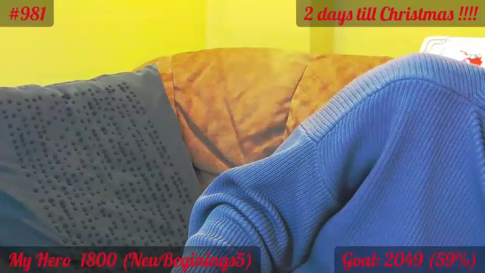 Gallery image thumbnail from QuinnieSmile's myfreecams stream on, 12/22/2022, 12:59 image 10 of 20