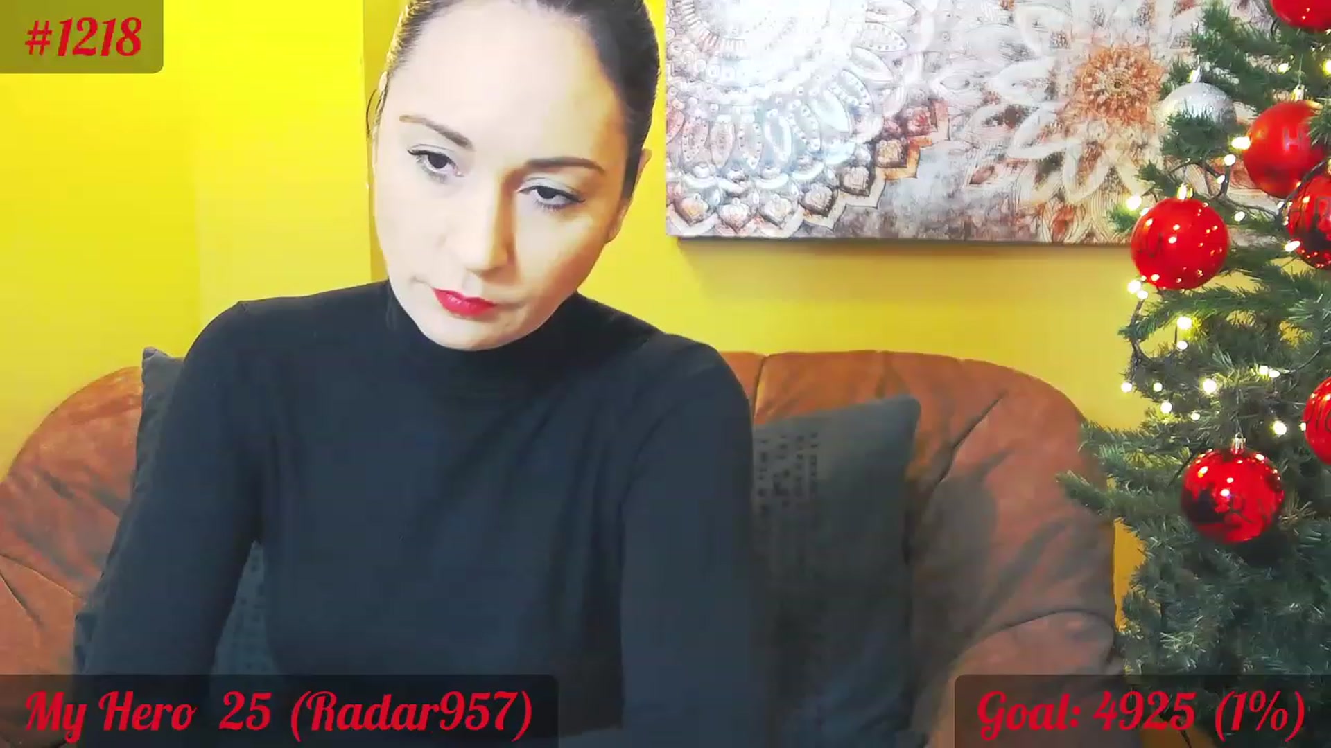 Gallery image thumbnail from QuinnieSmile's myfreecams stream on, 12/29/2022, 09:06 image 12 of 20