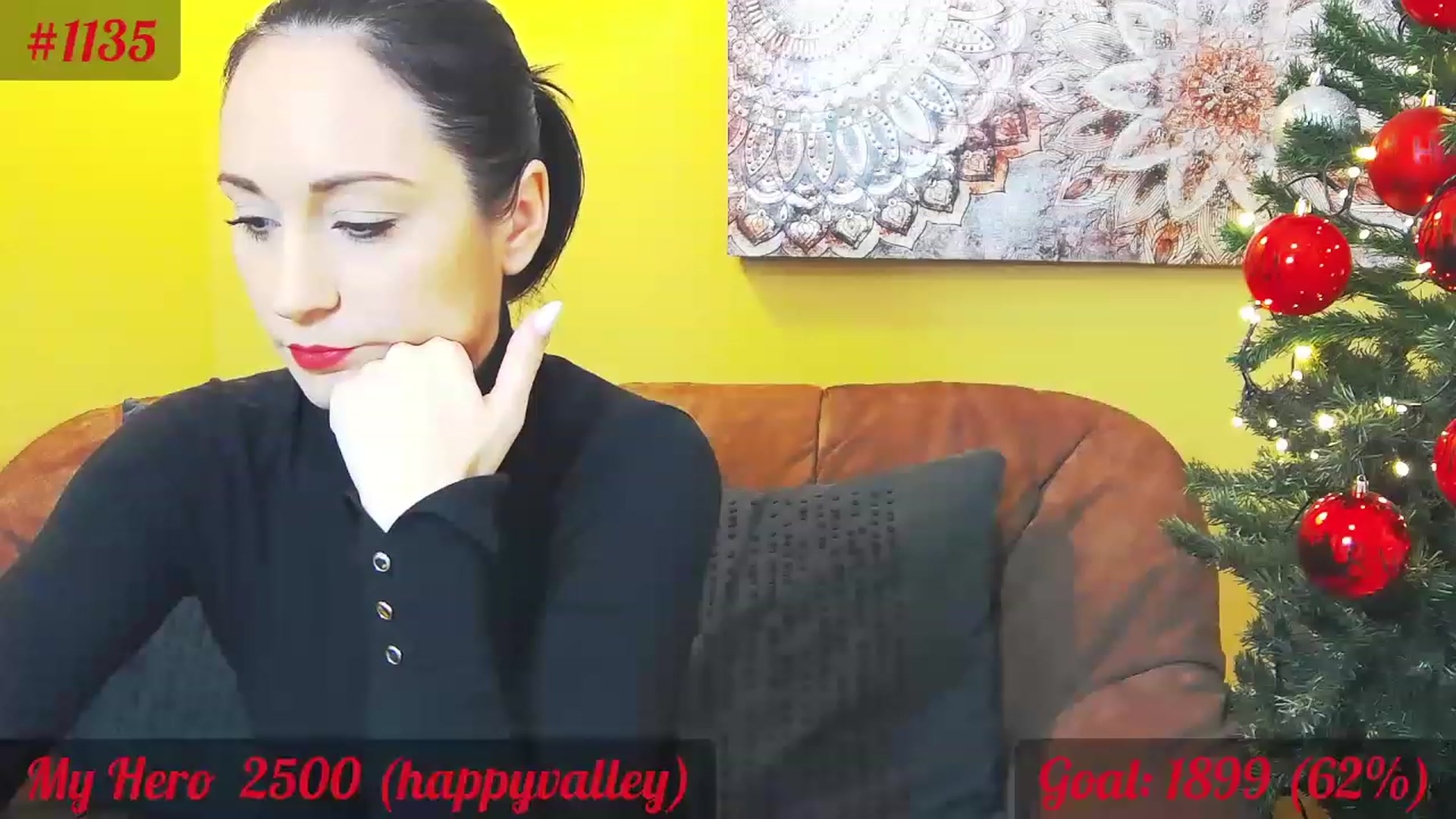 Gallery image thumbnail from QuinnieSmile's myfreecams stream on, 12/29/2022, 12:05 image 10 of 20
