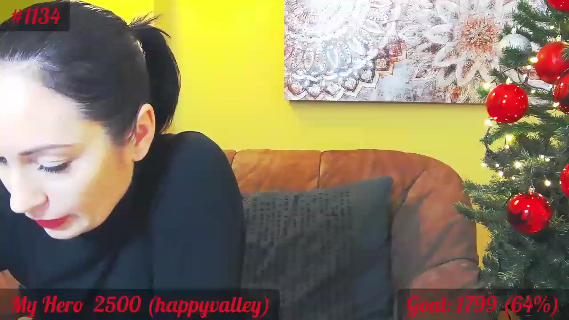Gallery image thumbnail from QuinnieSmile's myfreecams stream on, 12/29/2022, 12:05 image 13 of 20