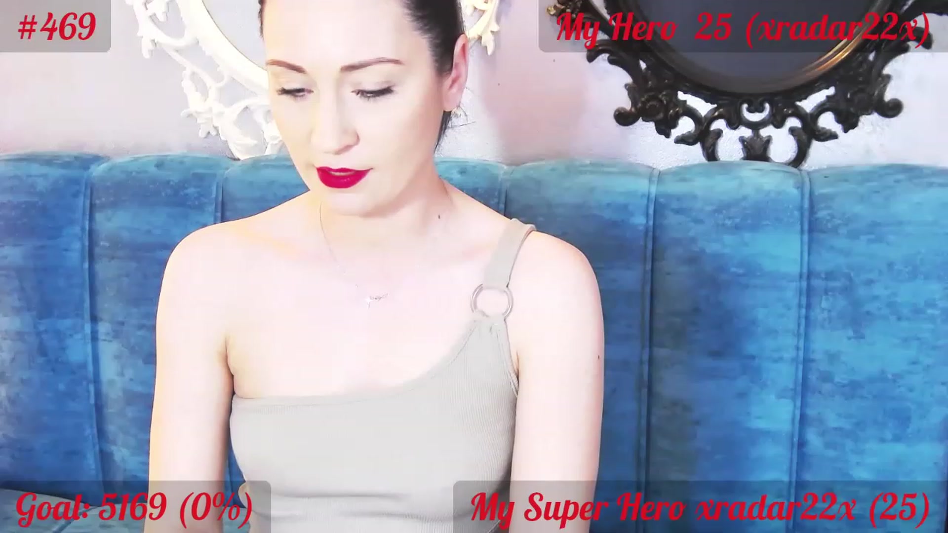 Gallery image thumbnail from QuinnieSmile's myfreecams stream on, 05/08/2023, 09:15 image 18 of 20