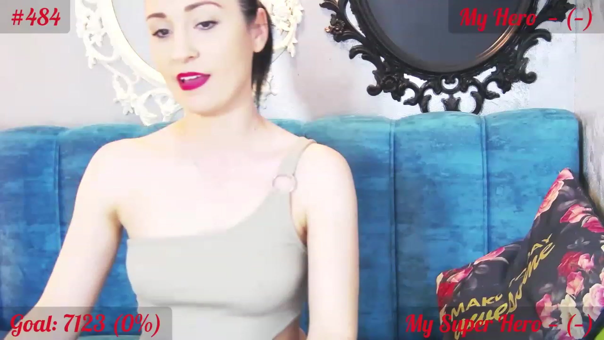Gallery image thumbnail from QuinnieSmile's myfreecams stream on, 05/15/2023, 08:16 image 10 of 20