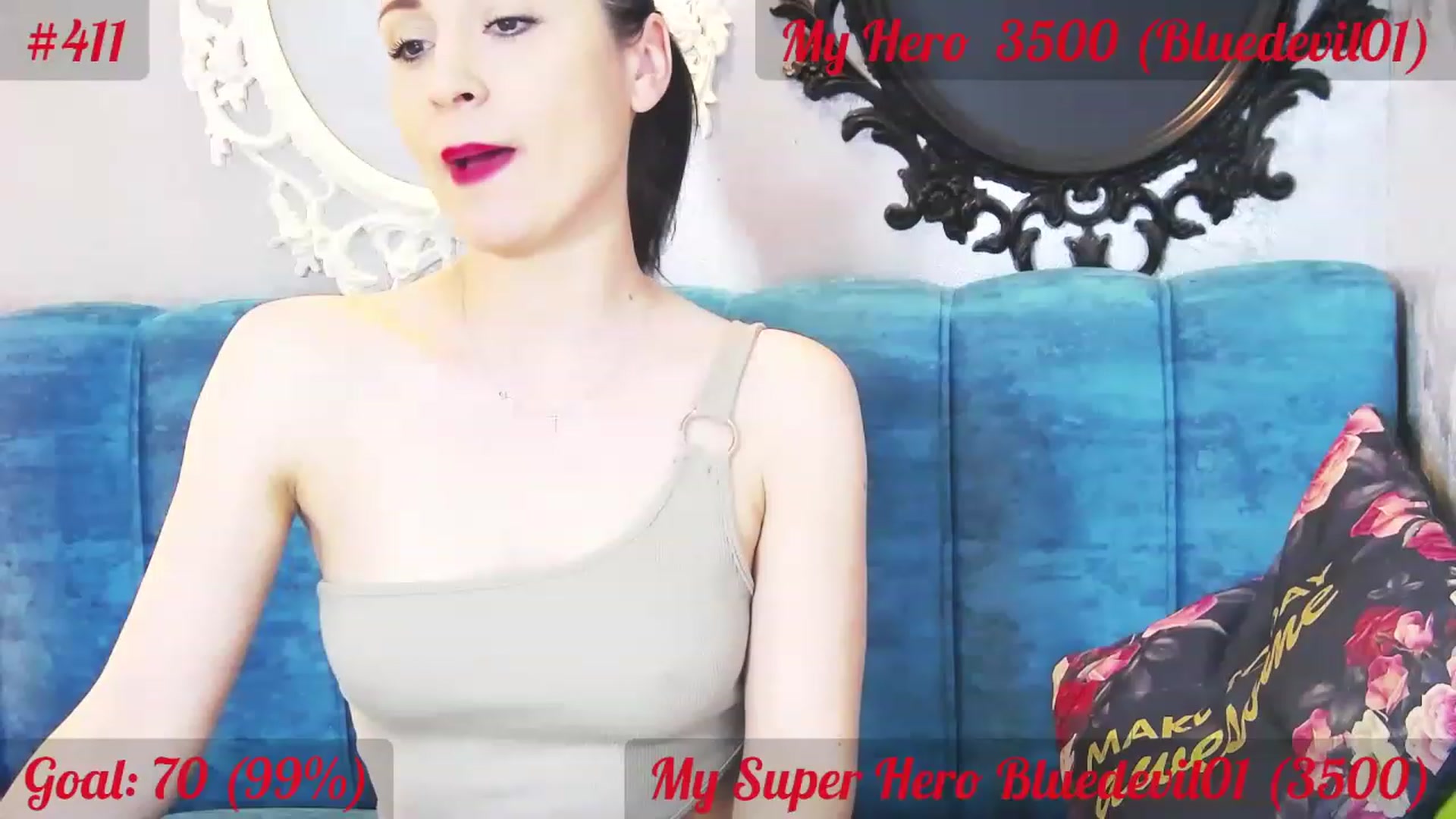 Gallery image thumbnail from QuinnieSmile's myfreecams stream on, 05/15/2023, 11:26 image 9 of 20