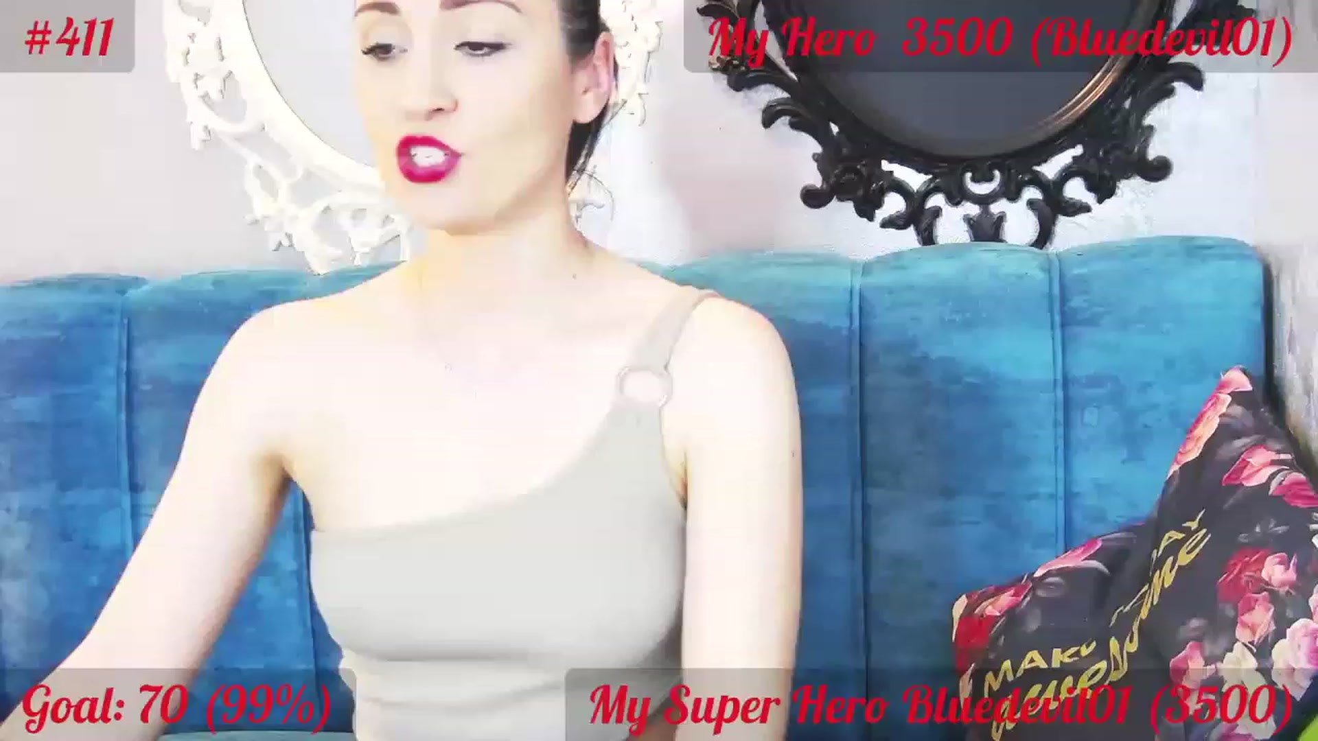 Gallery image thumbnail from QuinnieSmile's myfreecams stream on, 05/15/2023, 11:26 image 2 of 20