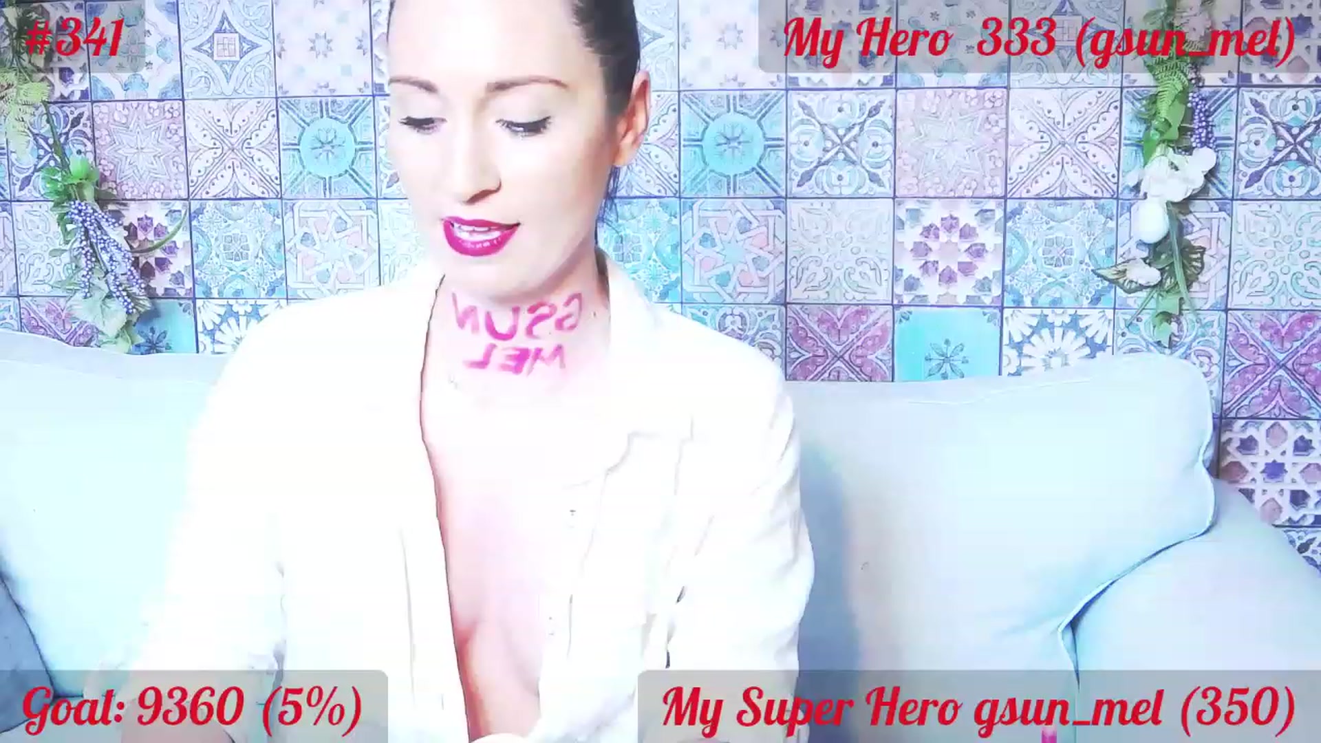 Gallery image thumbnail from QuinnieSmile's myfreecams stream on, 06/01/2023, 12:04 image 14 of 20