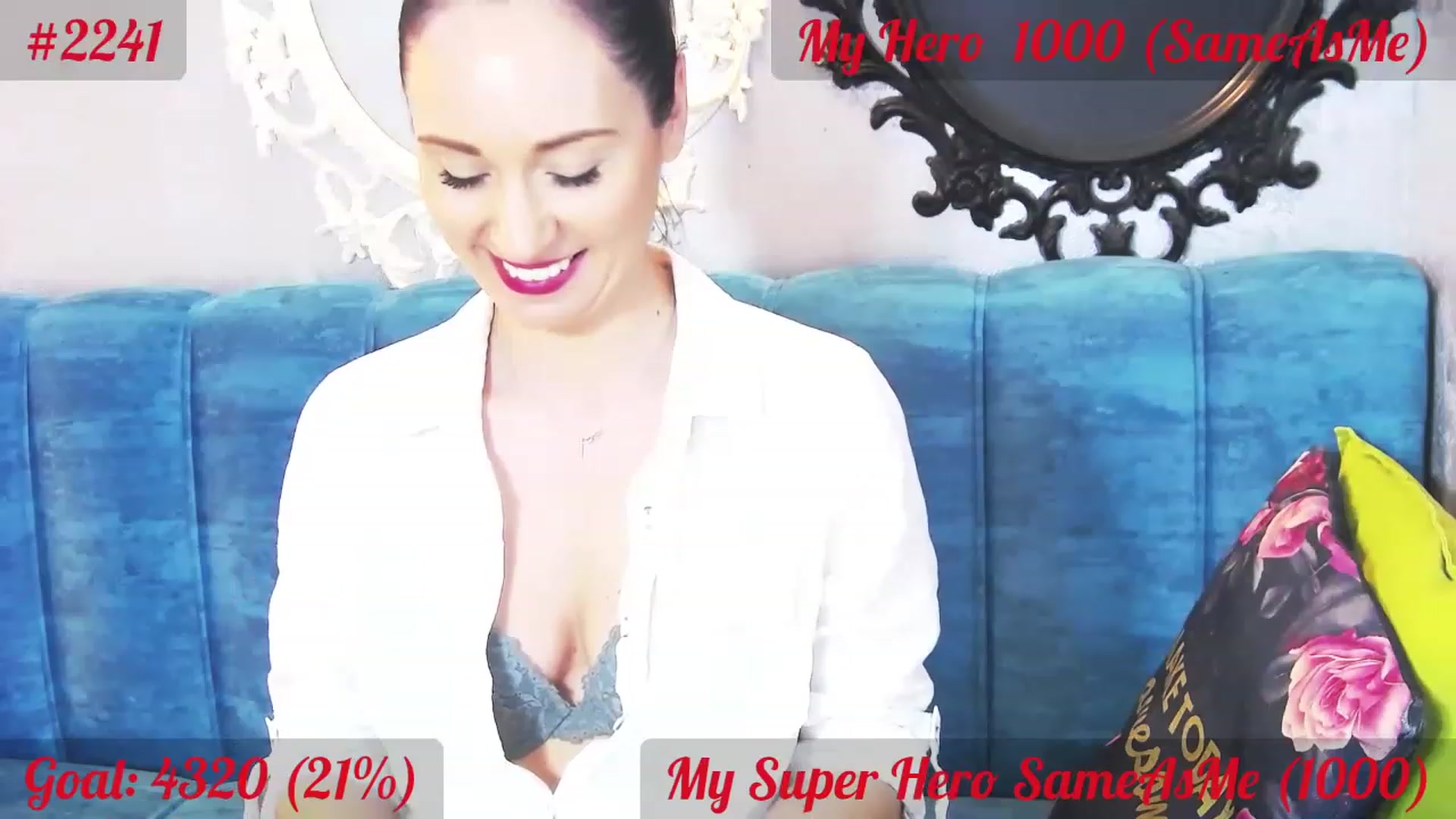 Gallery image thumbnail from QuinnieSmile's myfreecams stream on, 06/09/2023, 12:10 image 16 of 20