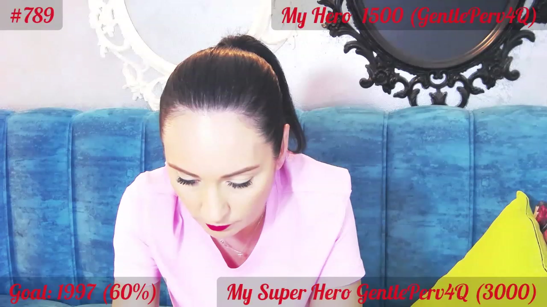 Gallery image thumbnail from QuinnieSmile's myfreecams stream on, 06/21/2023, 12:09 image 10 of 20