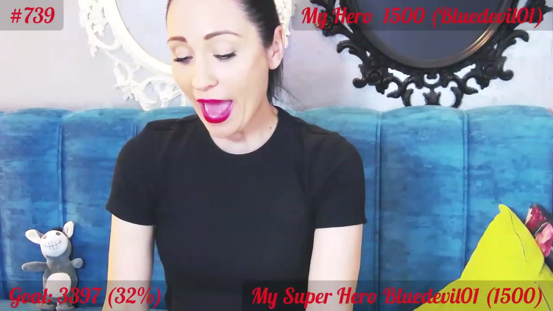 Gallery image thumbnail from QuinnieSmile's myfreecams stream on, 06/22/2023, 12:05 image 19 of 20