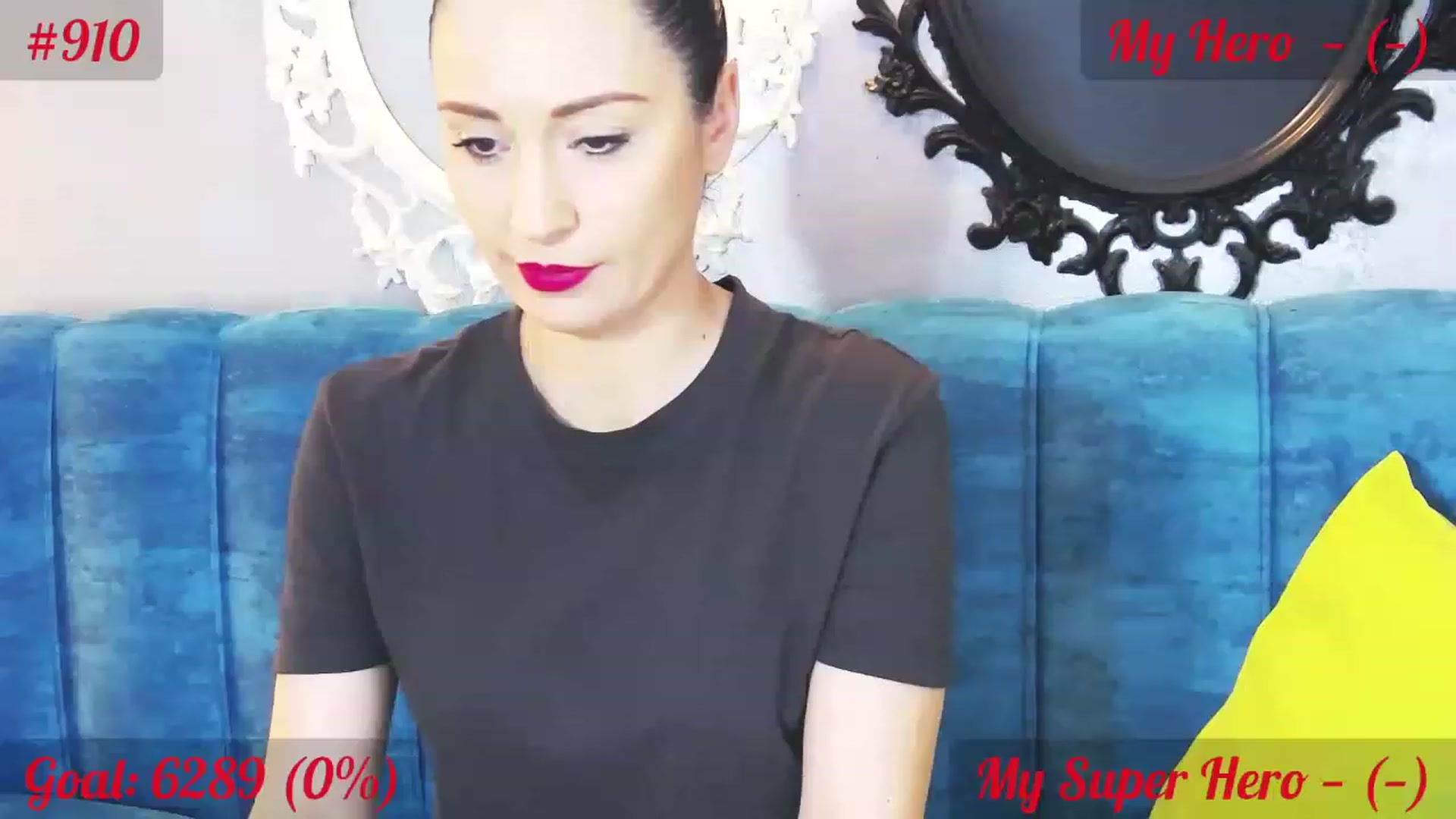 Gallery image thumbnail from QuinnieSmile's myfreecams stream on, 06/27/2023, 07:20 image 8 of 20