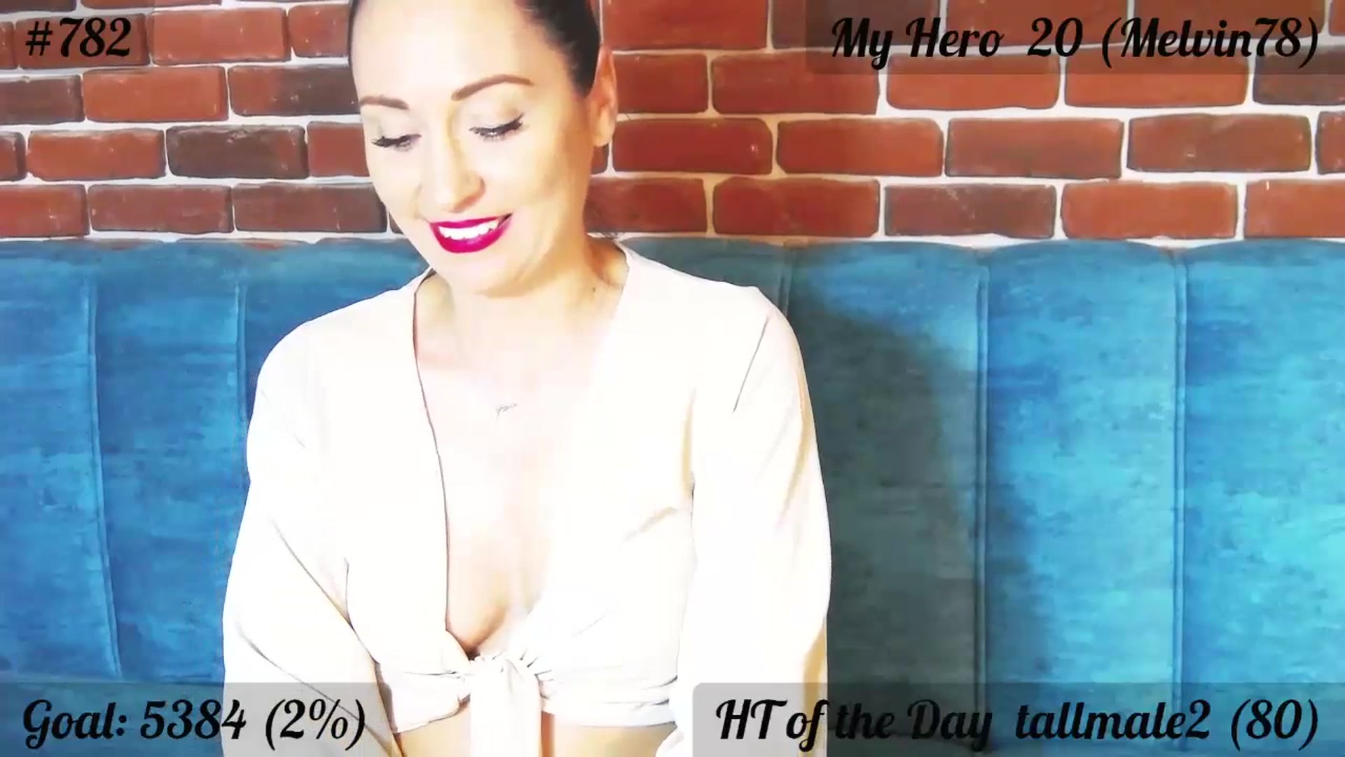 Gallery image thumbnail from QuinnieSmile's myfreecams stream on, 07/19/2023, 11:59 image 10 of 20