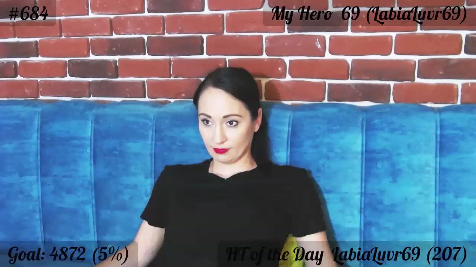 Gallery image thumbnail from QuinnieSmile's myfreecams stream on, 07/31/2023, 10:55 image 10 of 20