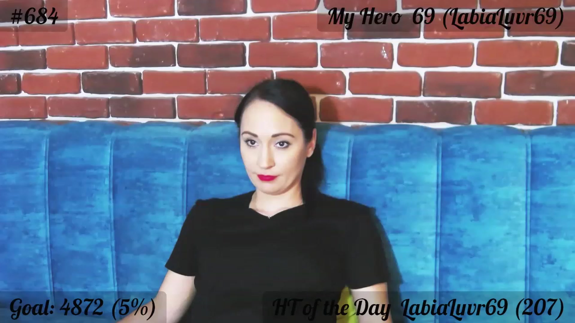 Gallery image thumbnail from QuinnieSmile's myfreecams stream on, 07/31/2023, 10:55 image 11 of 20