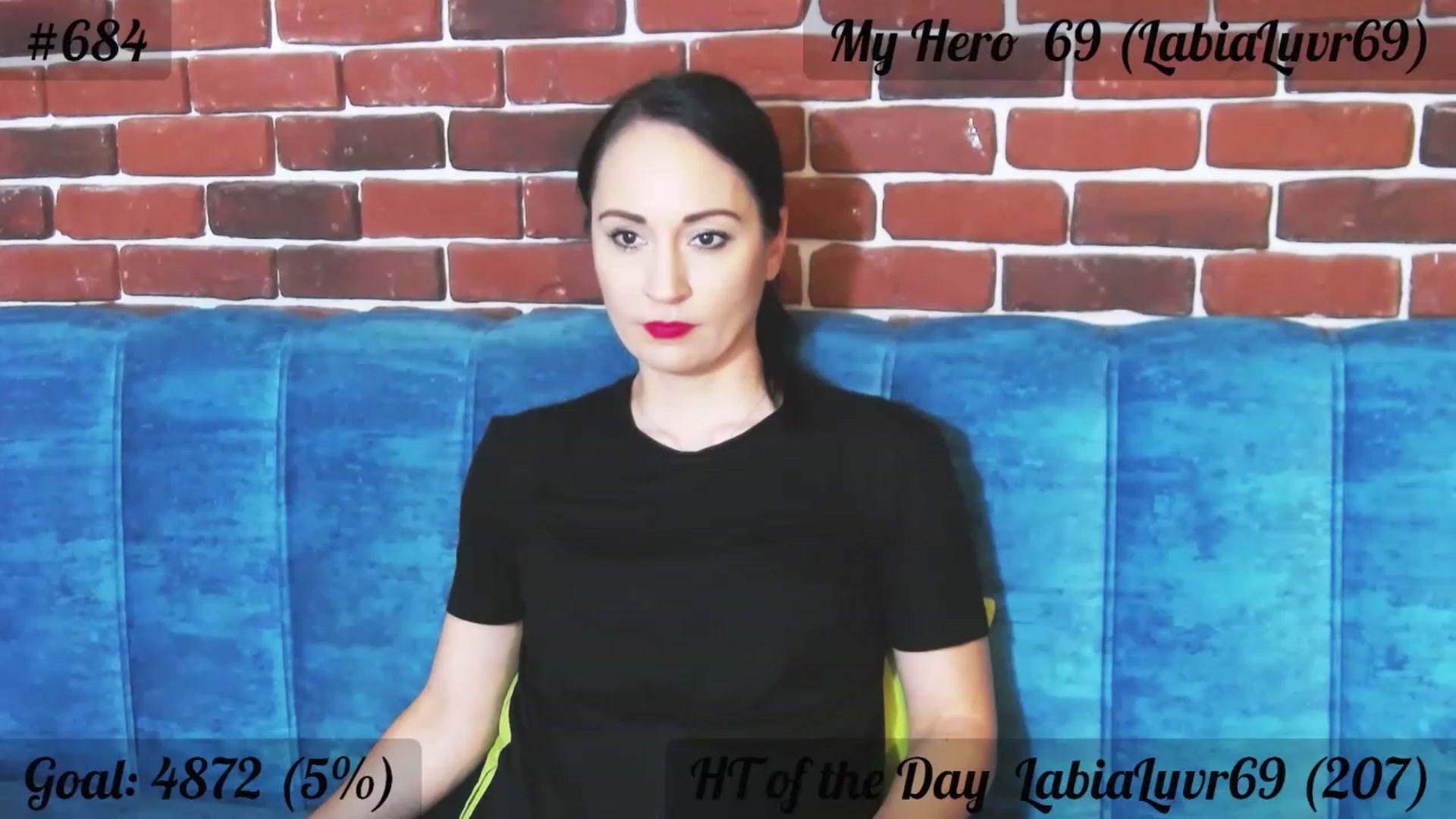 Gallery image thumbnail from QuinnieSmile's myfreecams stream on, 07/31/2023, 10:55 image 1 of 20