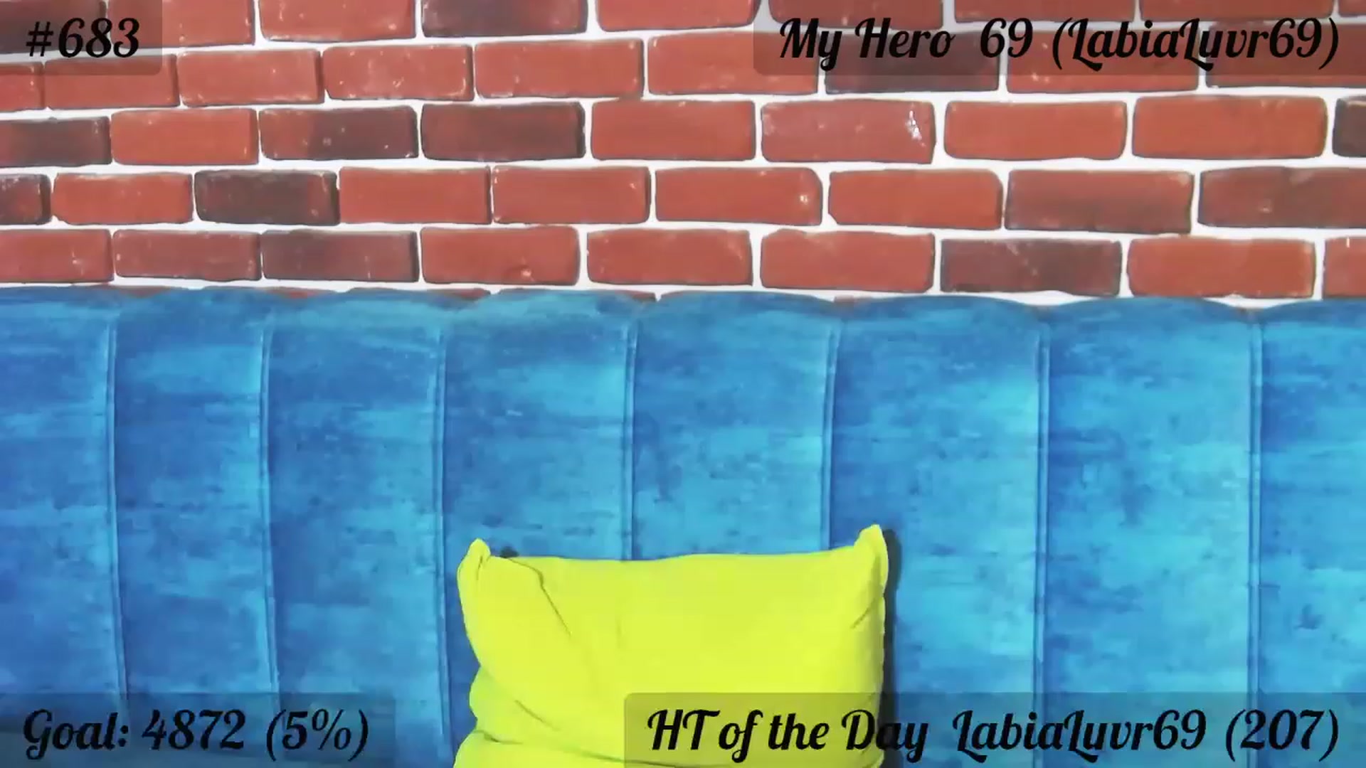 Gallery image thumbnail from QuinnieSmile's myfreecams stream on, 07/31/2023, 12:02 image 15 of 20