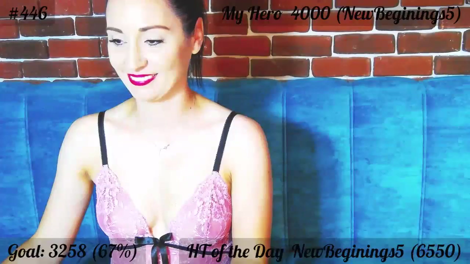 Gallery image thumbnail from QuinnieSmile's myfreecams stream on, 08/24/2023, 12:04 image 15 of 20