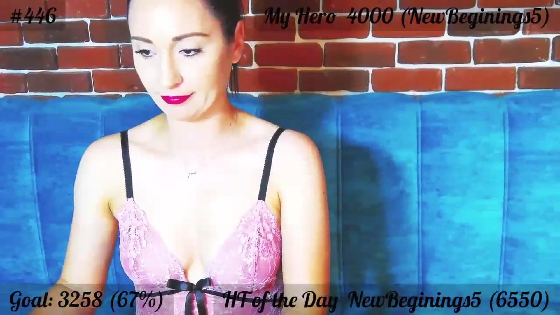 Gallery image thumbnail from QuinnieSmile's myfreecams stream on, 08/24/2023, 12:04 image 12 of 20
