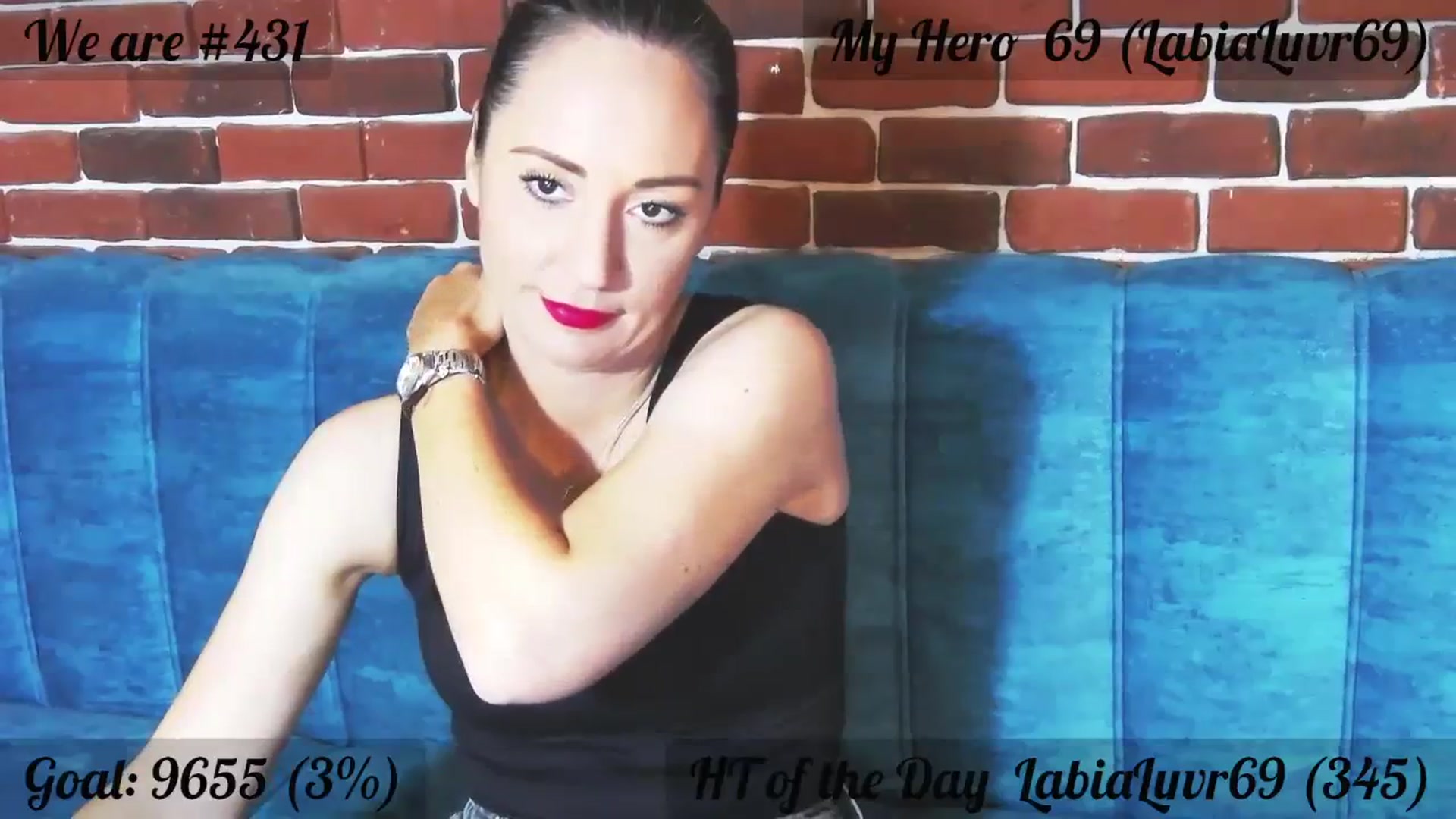 Gallery image thumbnail from QuinnieSmile's myfreecams stream on, 09/26/2023, 10:16 image 14 of 20