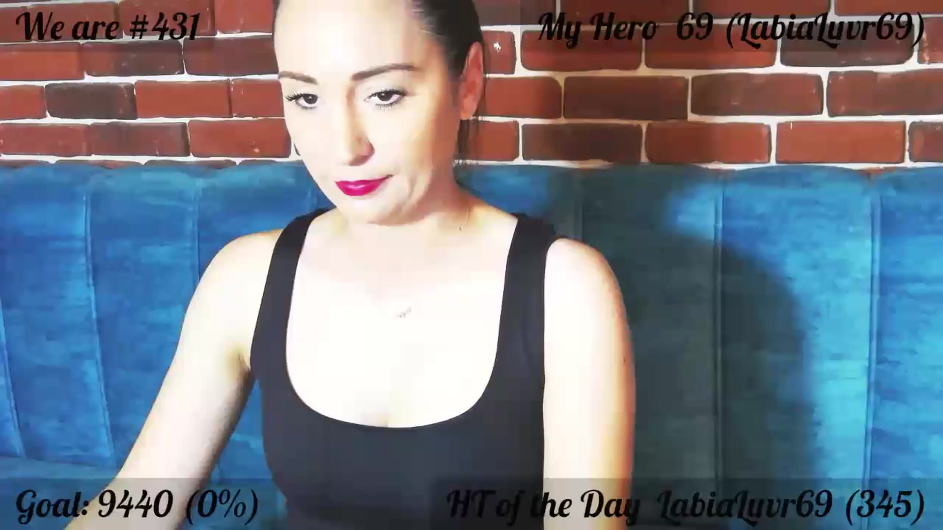 Gallery image thumbnail from QuinnieSmile's myfreecams stream on, 09/26/2023, 12:03 image 14 of 20