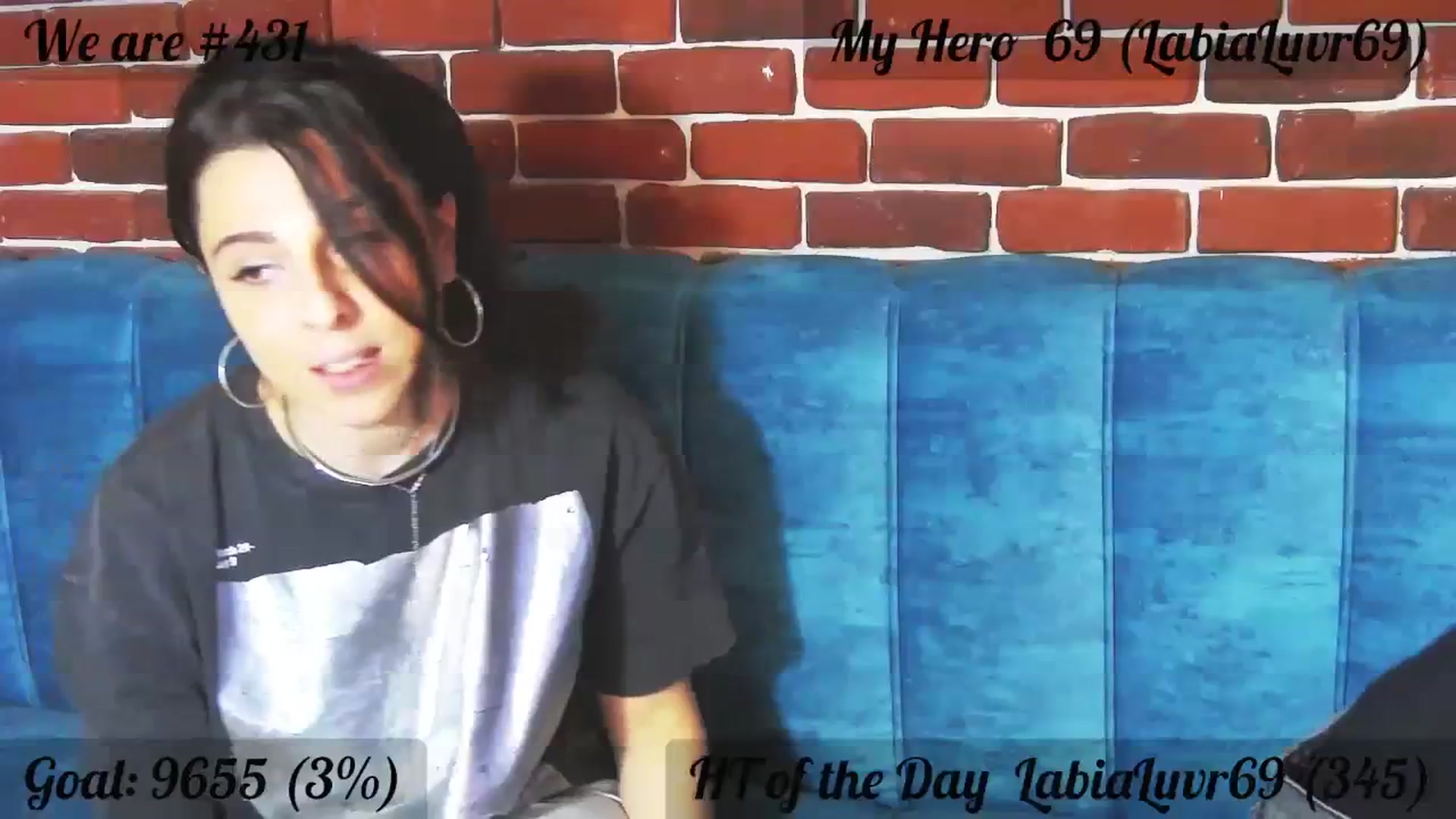 Gallery image thumbnail from QuinnieSmile's myfreecams stream on, 09/26/2023, 12:03 image 10 of 20
