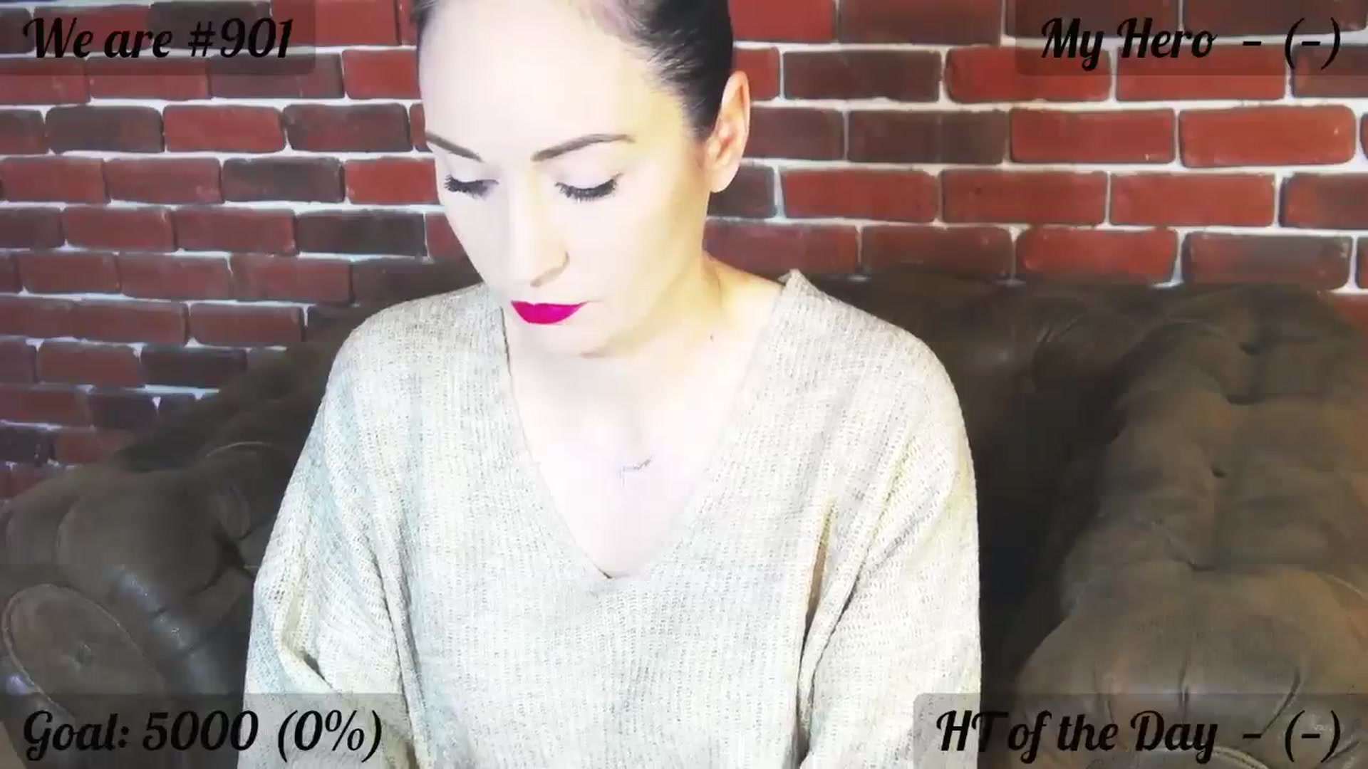 Gallery image thumbnail from QuinnieSmile's myfreecams stream on, 10/10/2023, 07:58 image 10 of 20
