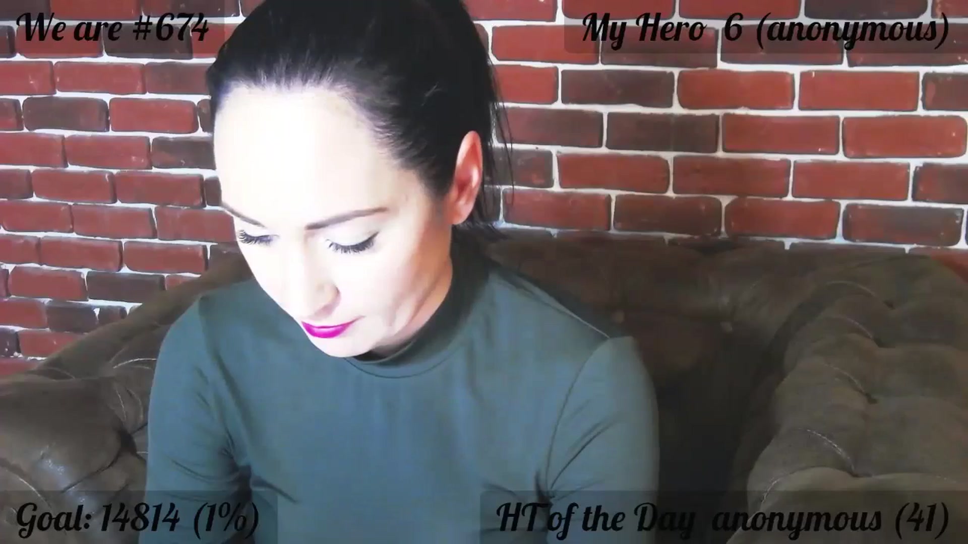 Gallery image thumbnail from QuinnieSmile's myfreecams stream on, 10/12/2023, 12:01 image 10 of 20