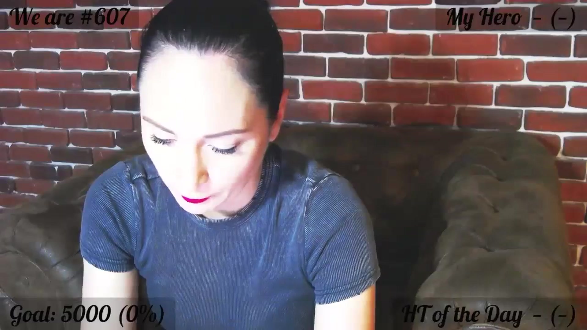 Gallery image thumbnail from QuinnieSmile's myfreecams stream on, 10/16/2023, 10:25 image 13 of 20