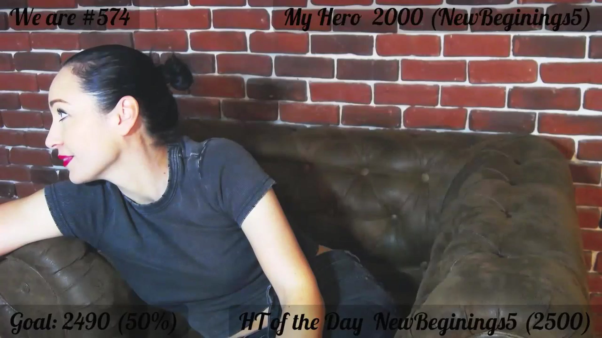 Gallery image thumbnail from QuinnieSmile's myfreecams stream on, 10/16/2023, 11:50 image 10 of 20