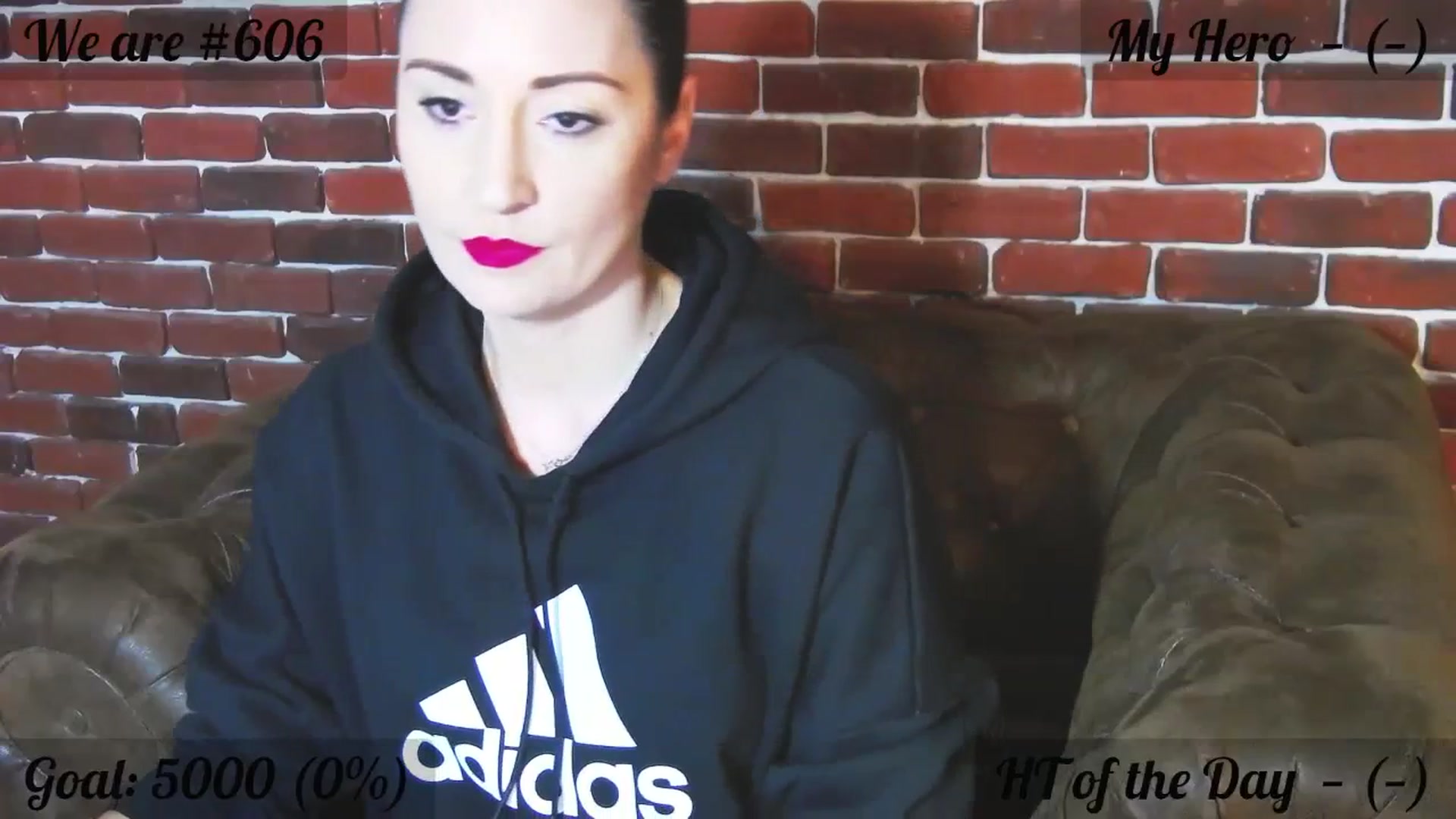 Gallery image thumbnail from QuinnieSmile's myfreecams stream on, 10/17/2023, 07:39 image 7 of 20