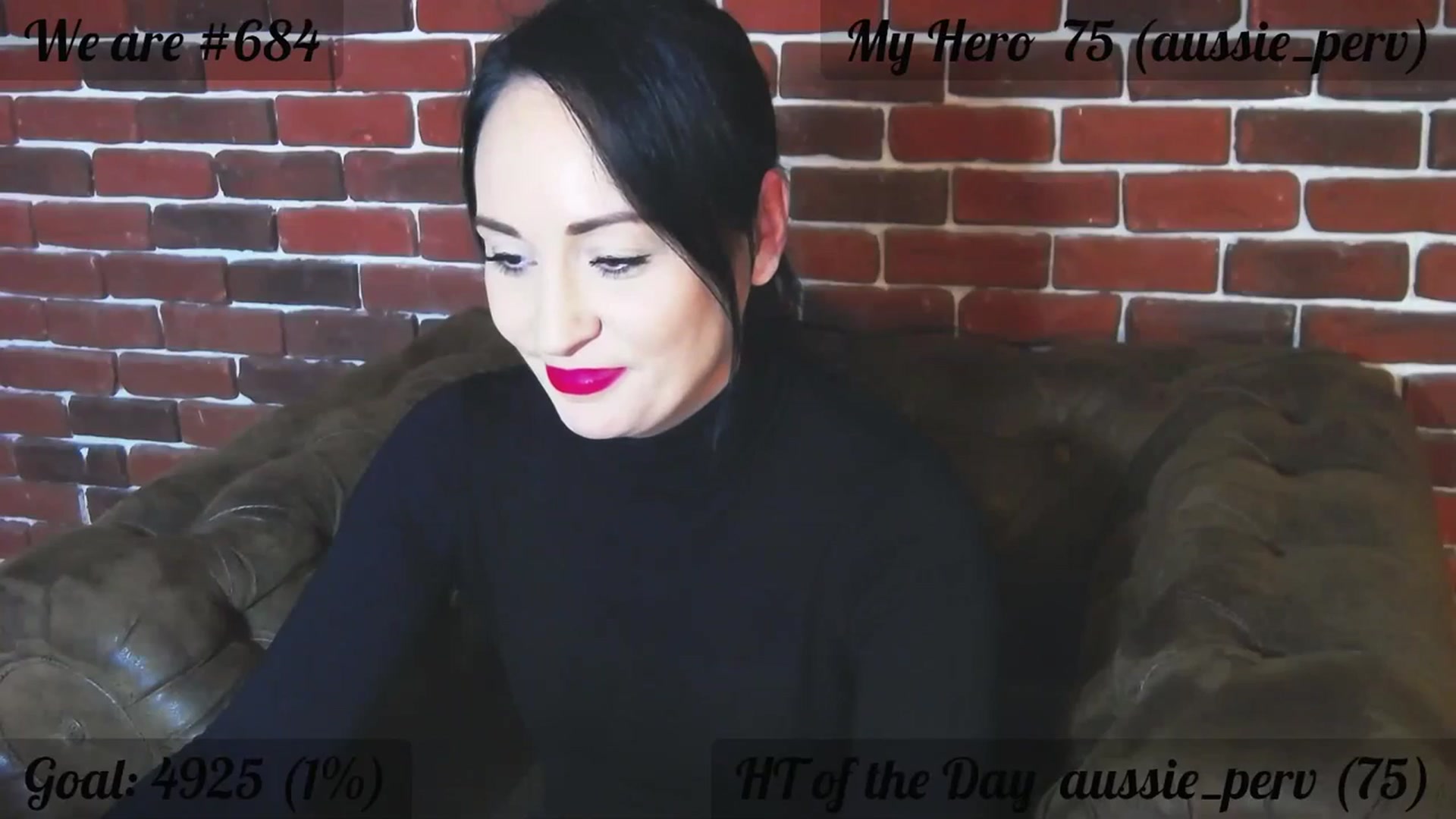 Gallery image thumbnail from QuinnieSmile's myfreecams stream on, 10/19/2023, 11:11 image 17 of 20