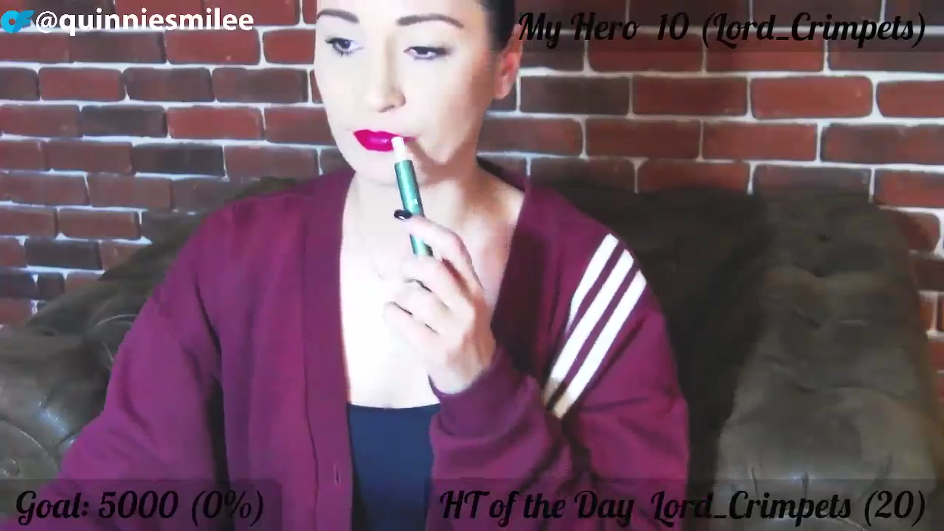 Gallery image thumbnail from QuinnieSmile's myfreecams stream on, 10/24/2023, 11:10 image 18 of 20