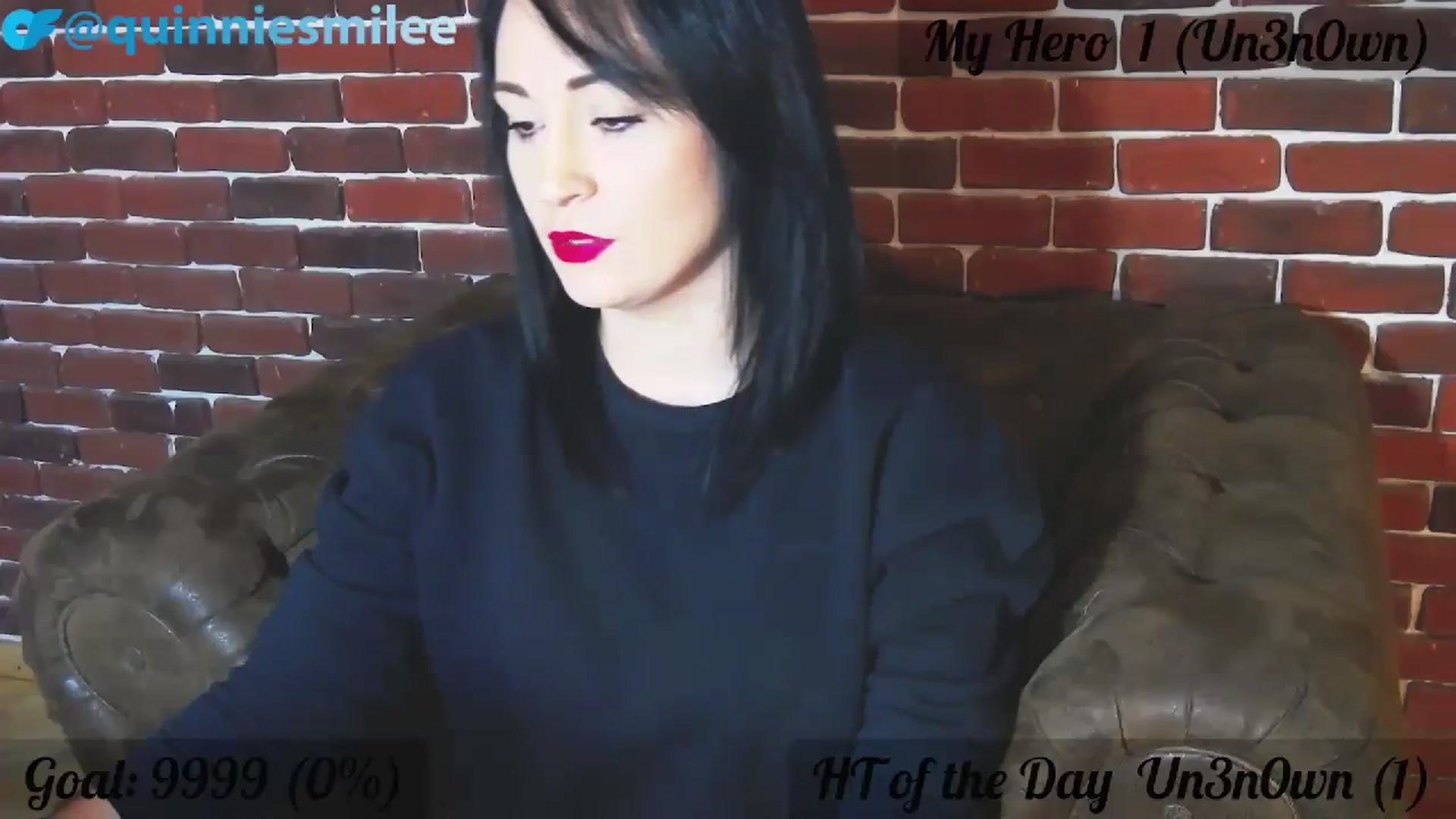 Gallery image thumbnail from QuinnieSmile's myfreecams stream on, 10/25/2023, 07:41 image 17 of 20