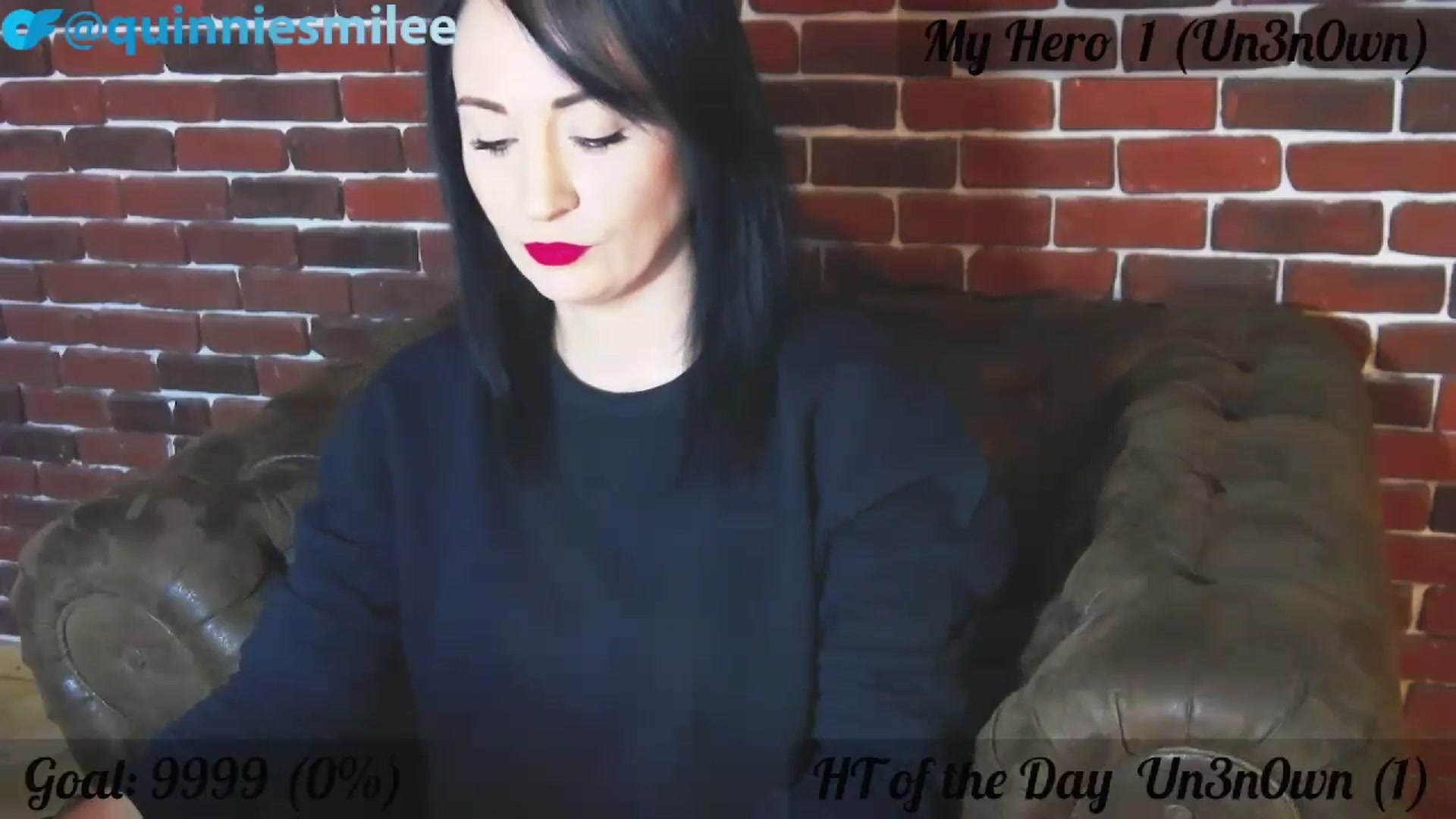 Gallery image thumbnail from QuinnieSmile's myfreecams stream on, 10/25/2023, 07:41 image 19 of 20