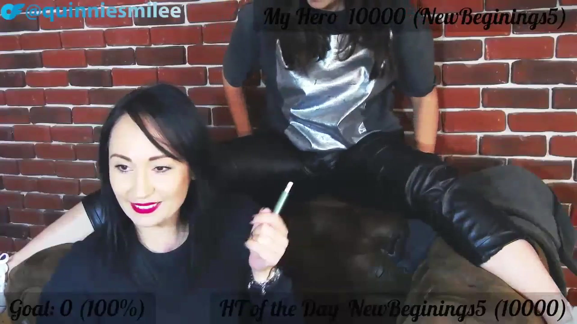 Gallery image thumbnail from QuinnieSmile's myfreecams stream on, 10/25/2023, 10:24 image 16 of 20