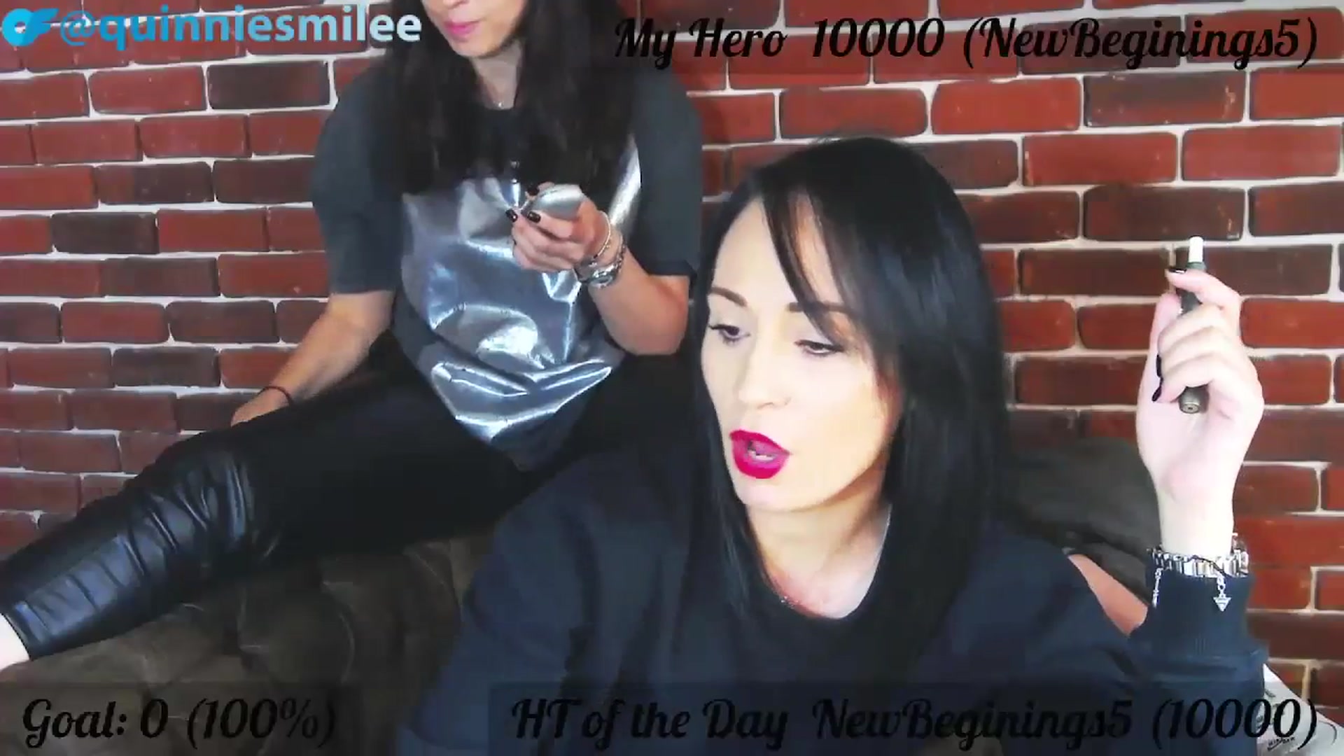 Gallery image thumbnail from QuinnieSmile's myfreecams stream on, 10/25/2023, 10:24 image 18 of 20