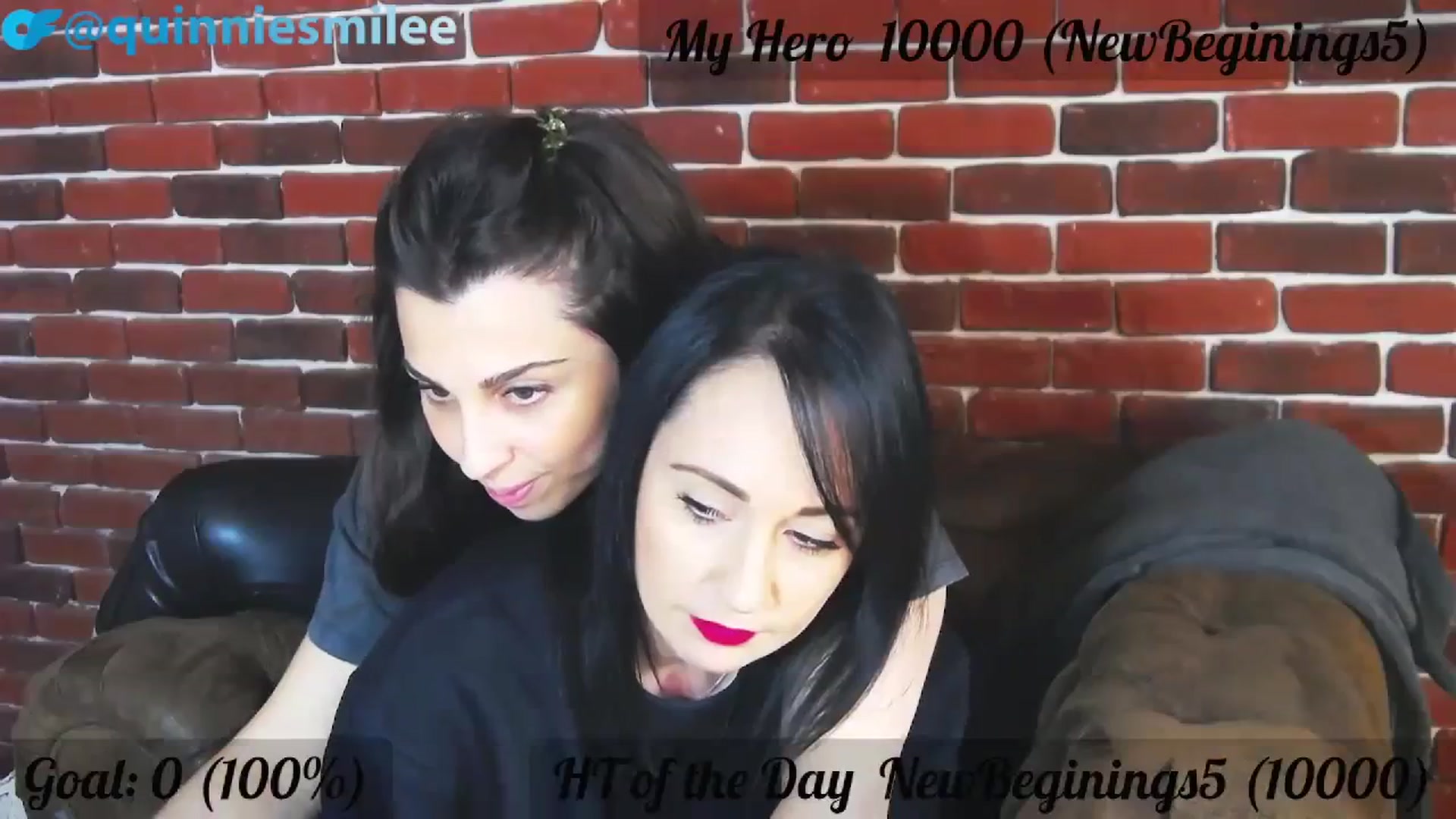 Gallery image thumbnail from QuinnieSmile's myfreecams stream on, 10/25/2023, 10:24 image 17 of 20