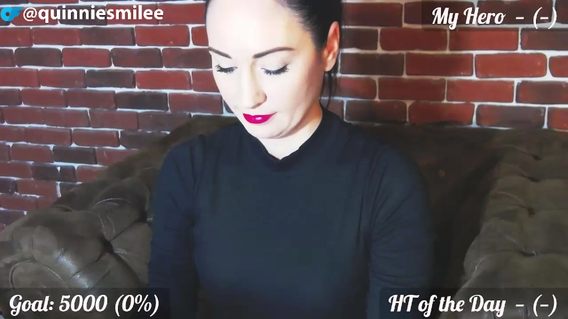 Gallery image thumbnail from QuinnieSmile's myfreecams stream on, 10/27/2023, 07:16 image 14 of 20