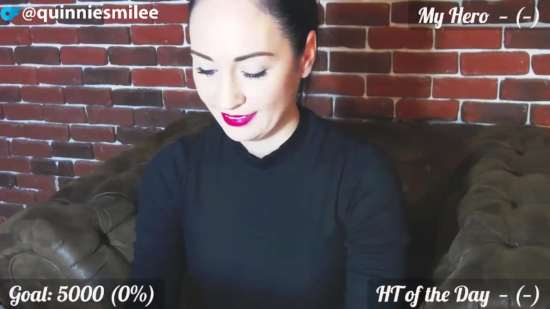 Gallery image thumbnail from QuinnieSmile's myfreecams stream on, 10/27/2023, 07:16 image 16 of 20