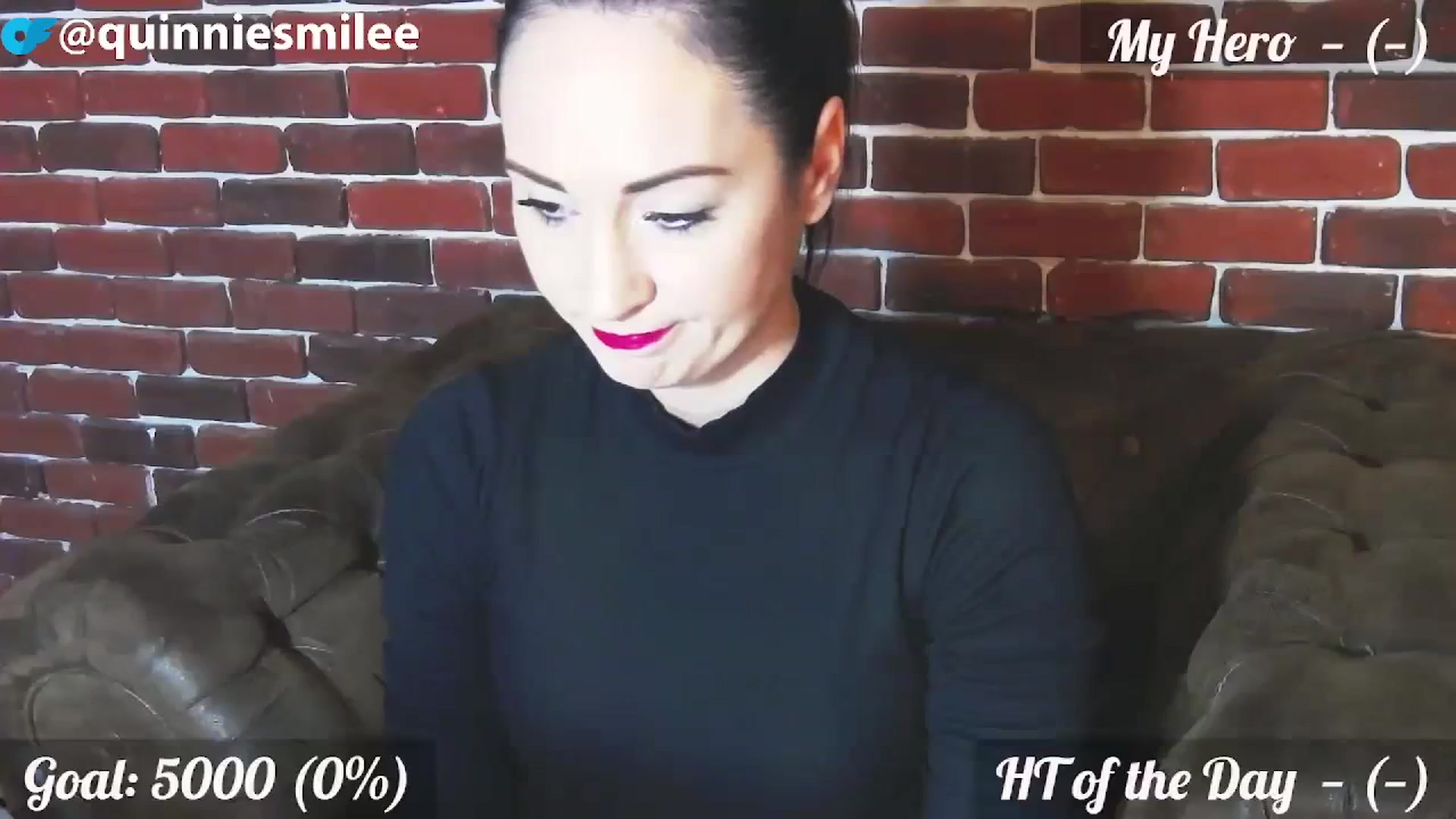 Gallery image thumbnail from QuinnieSmile's myfreecams stream on, 10/27/2023, 07:16 image 15 of 20