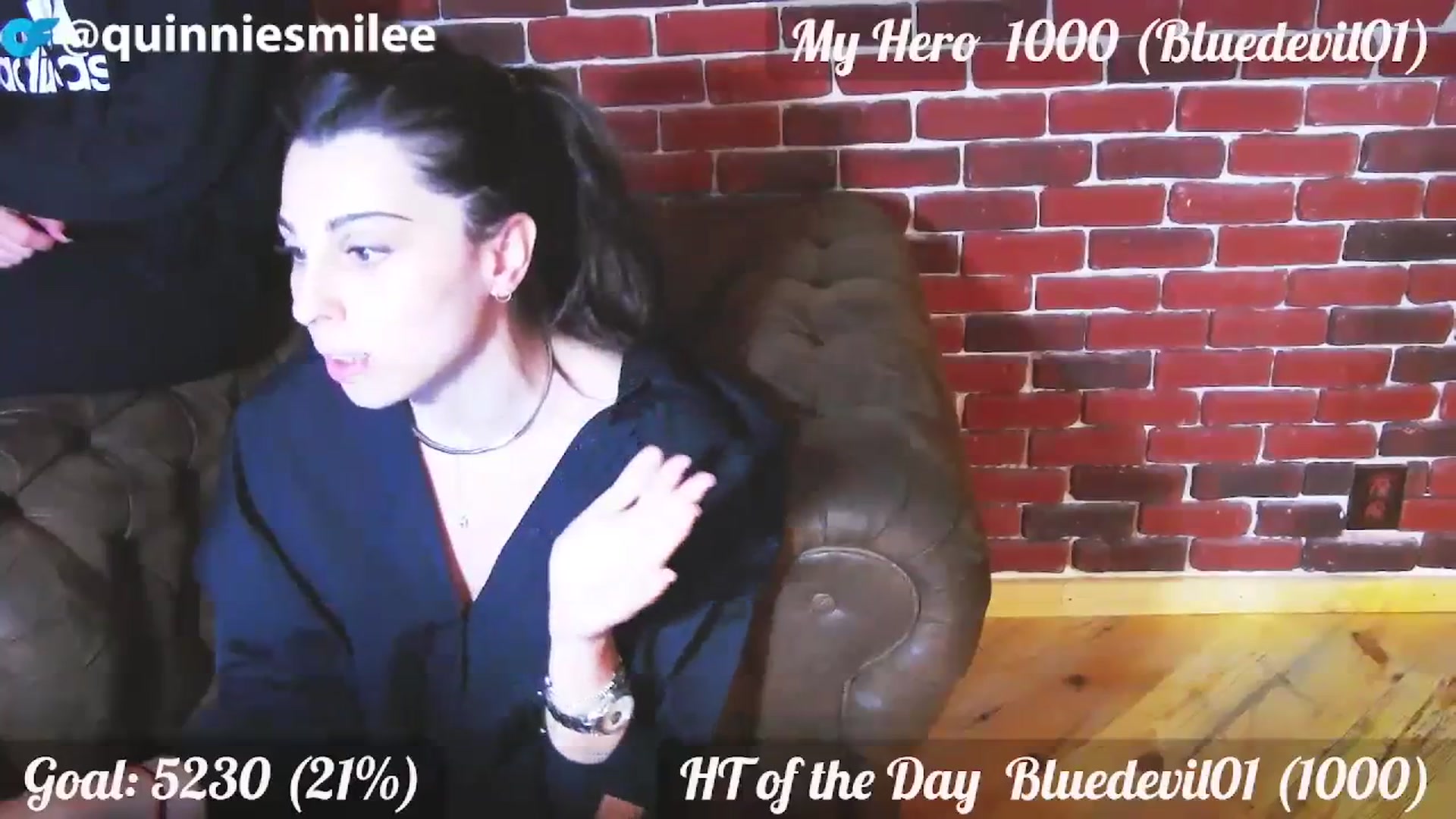 Gallery image thumbnail from QuinnieSmile's myfreecams stream on, 10/31/2023, 12:36 image 14 of 20
