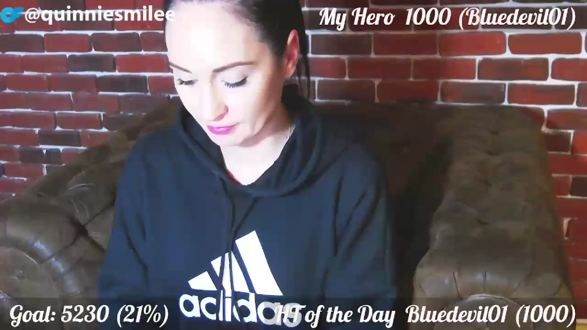 Gallery image thumbnail from QuinnieSmile's myfreecams stream on, 10/31/2023, 12:59 image 19 of 20