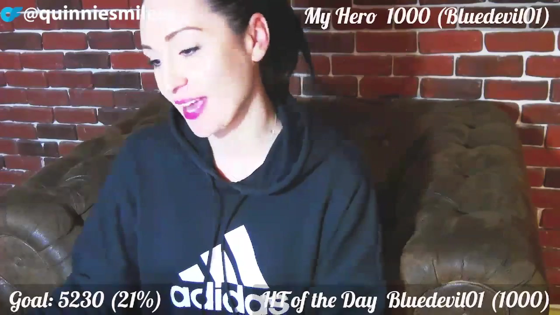 Gallery image thumbnail from QuinnieSmile's myfreecams stream on, 10/31/2023, 12:59 image 17 of 20