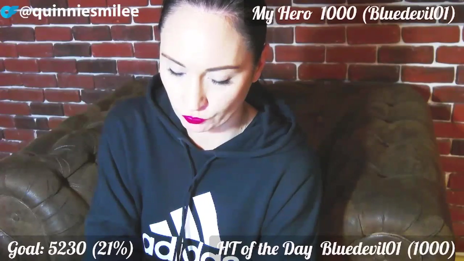 Gallery image thumbnail from QuinnieSmile's myfreecams stream on, 10/31/2023, 12:59 image 7 of 20