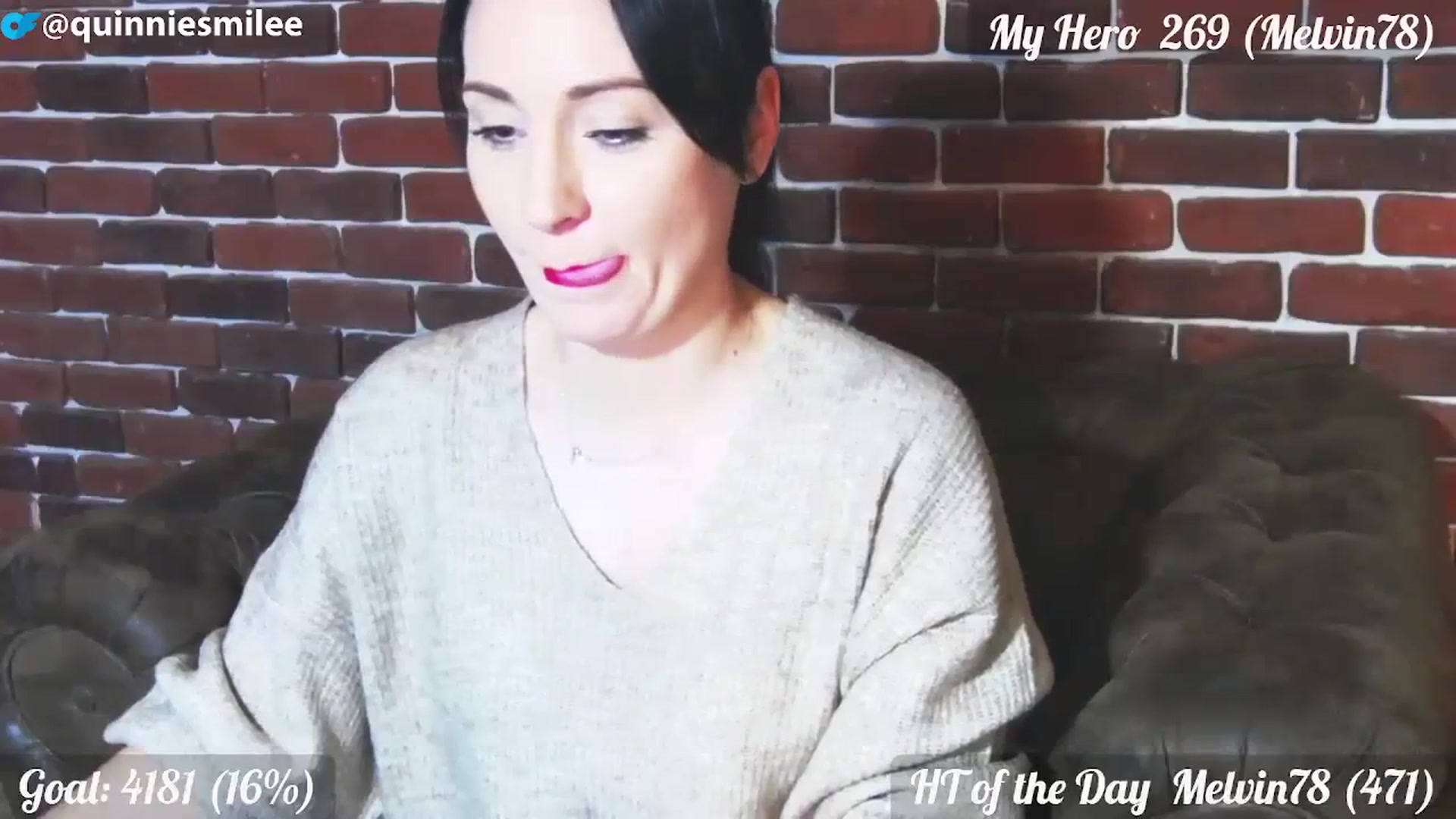 Gallery image thumbnail from QuinnieSmile's myfreecams stream on, 12/05/2023, 12:48 image 10 of 20