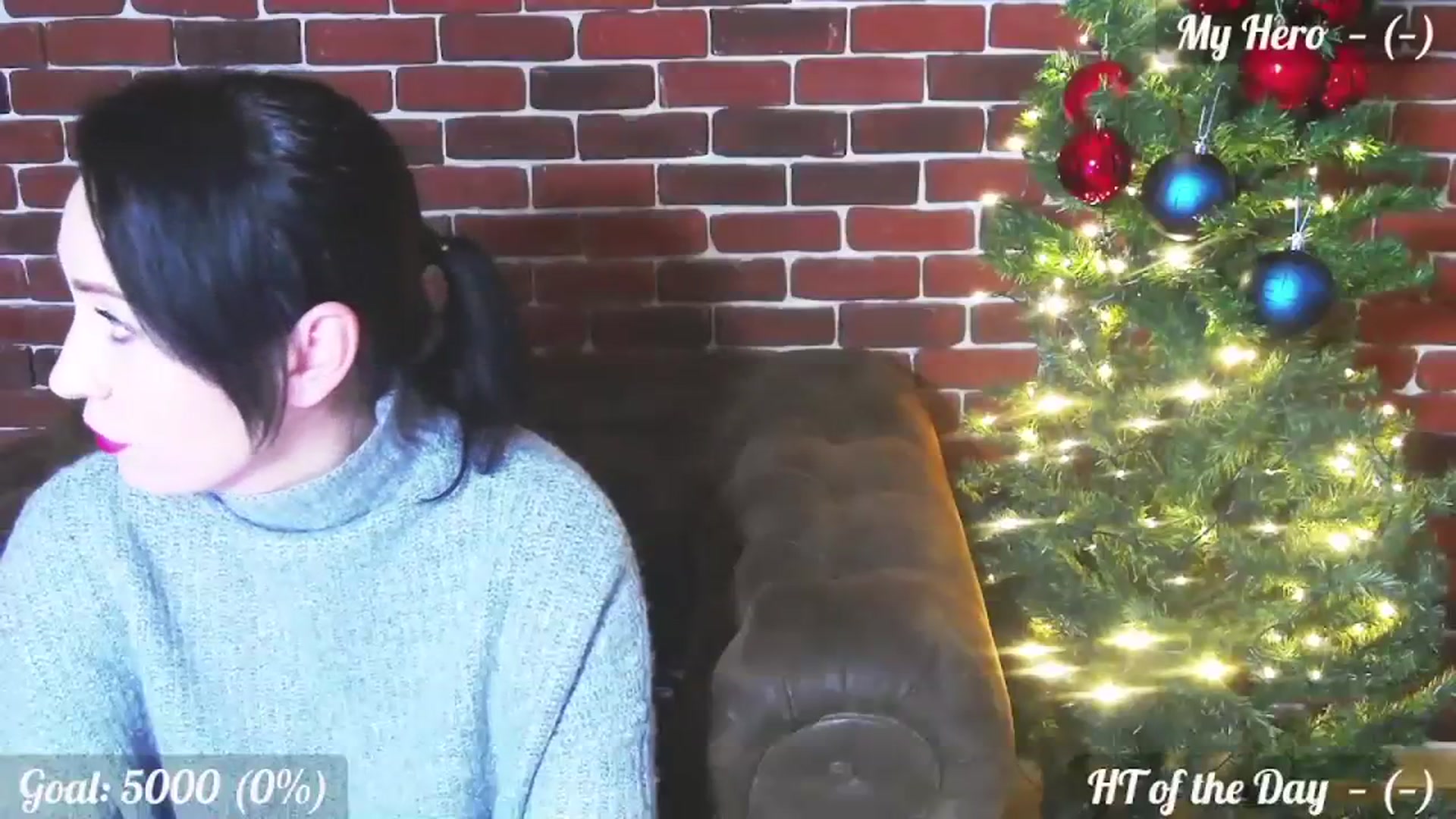 Gallery image thumbnail from QuinnieSmile's myfreecams stream on, 12/12/2023, 12:08 image 3 of 20