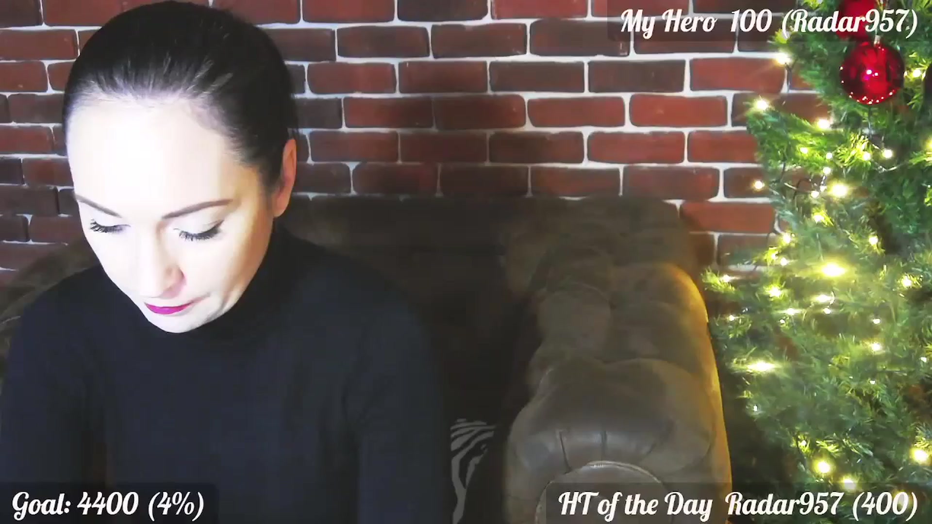 Gallery image thumbnail from QuinnieSmile's myfreecams stream on, 12/13/2023, 09:08 image 1 of 20
