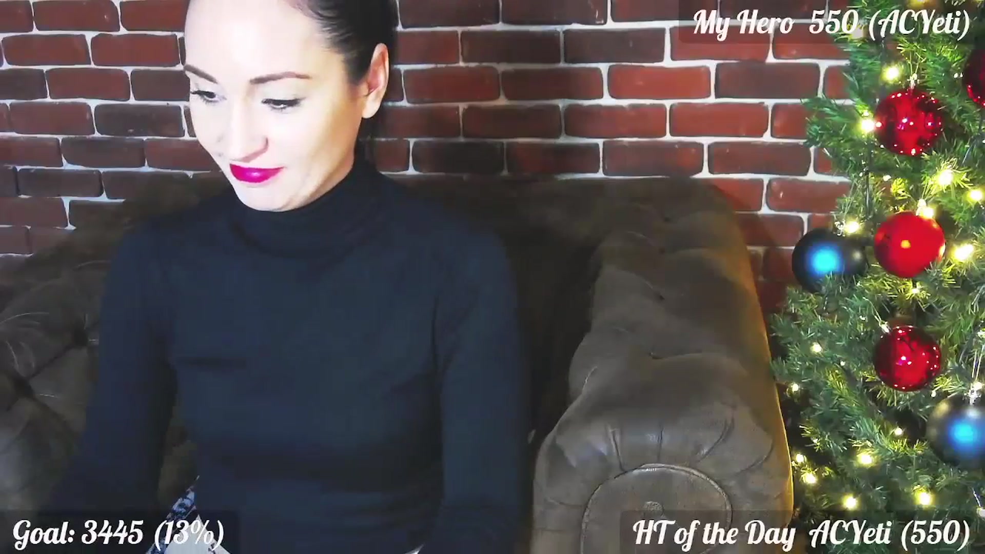 Gallery image thumbnail from QuinnieSmile's myfreecams stream on, 12/21/2023, 12:58 image 6 of 20