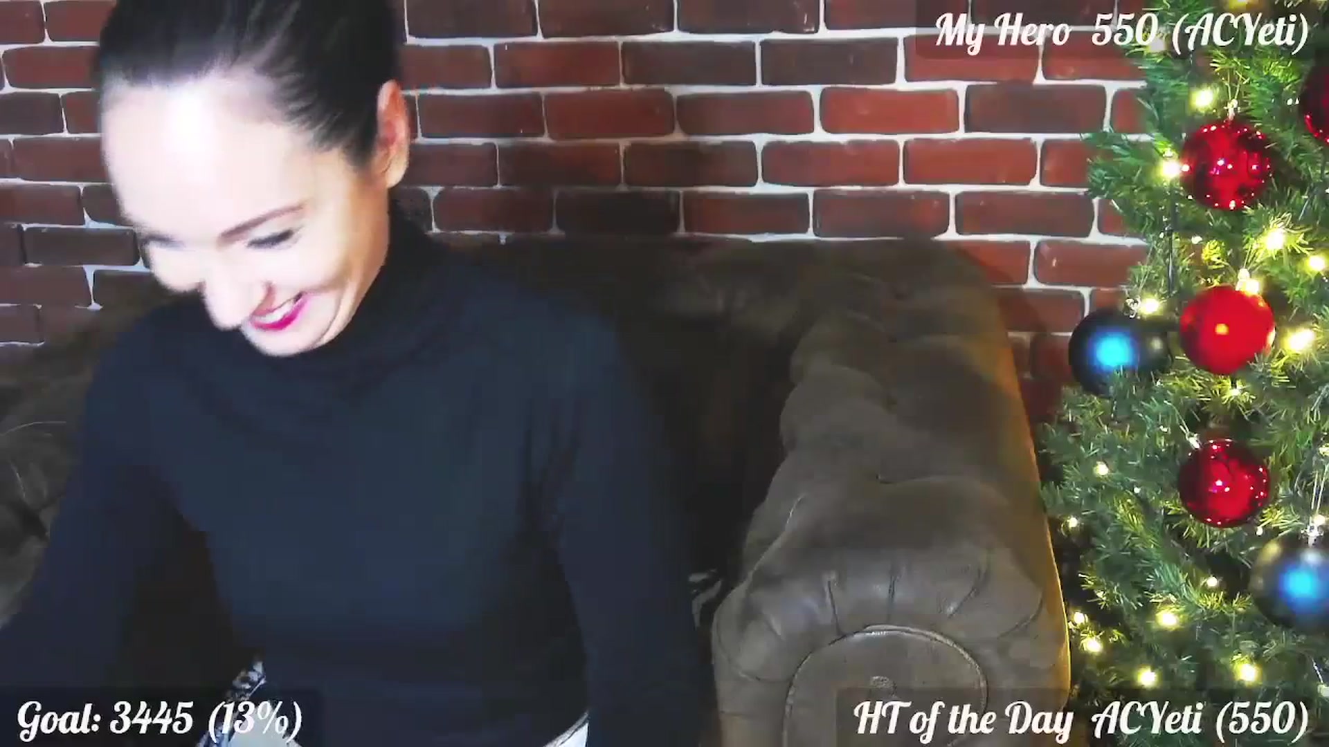 Gallery image thumbnail from QuinnieSmile's myfreecams stream on, 12/21/2023, 12:58 image 12 of 20